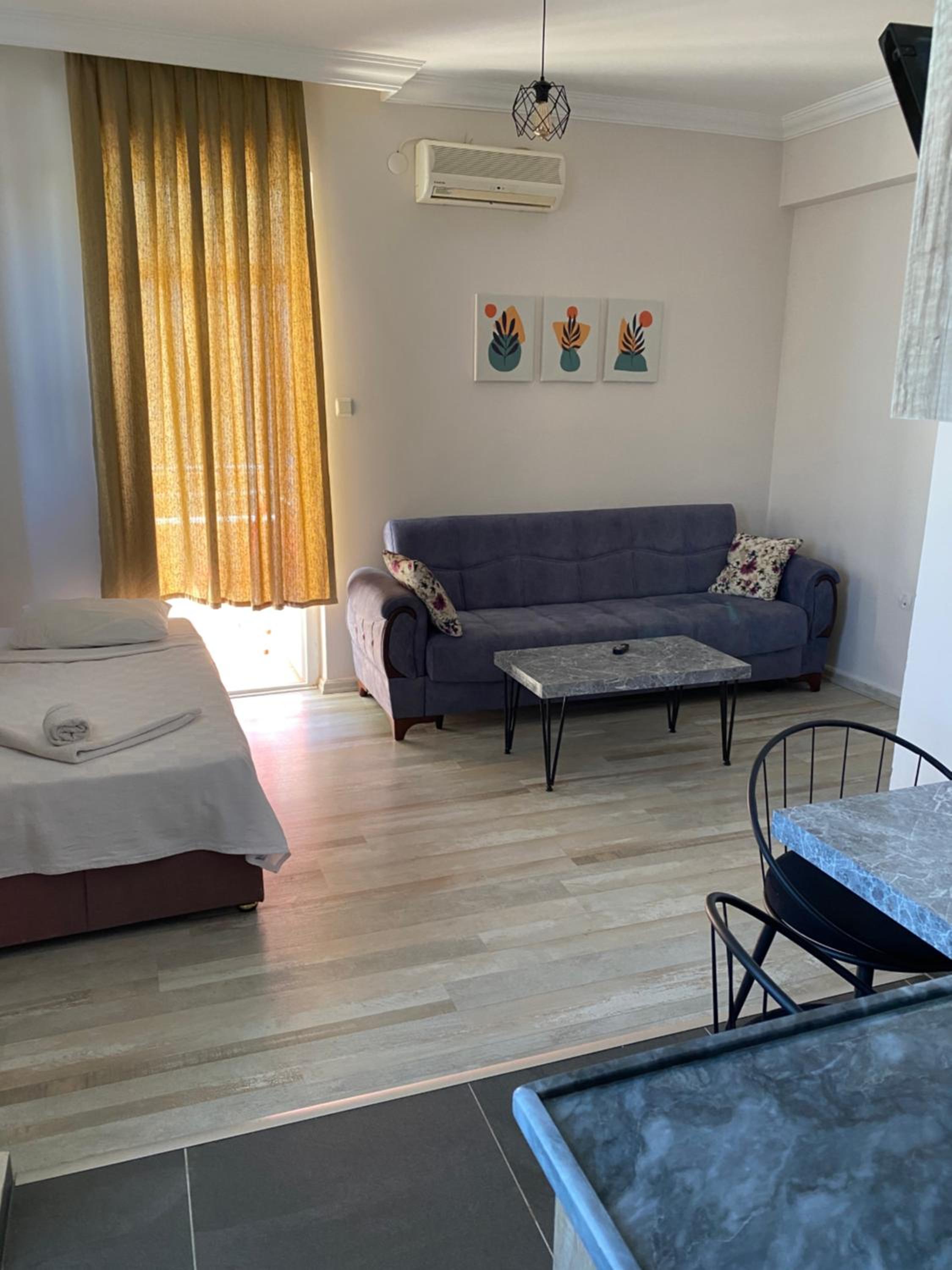 One-Bedroom Apartment (4 Adults) - Photo 8