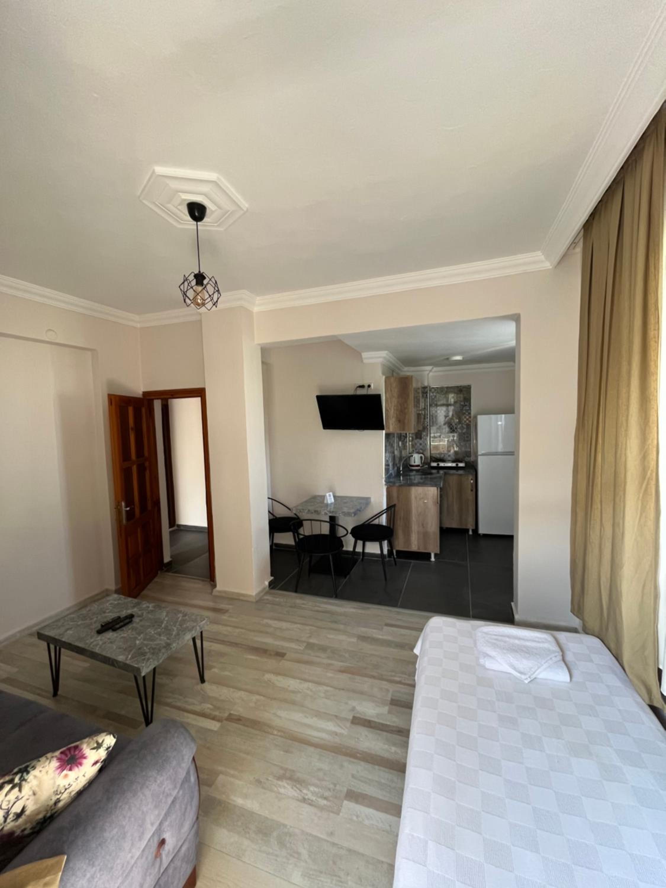 One-Bedroom Apartment (4 Adults) - Photo 7
