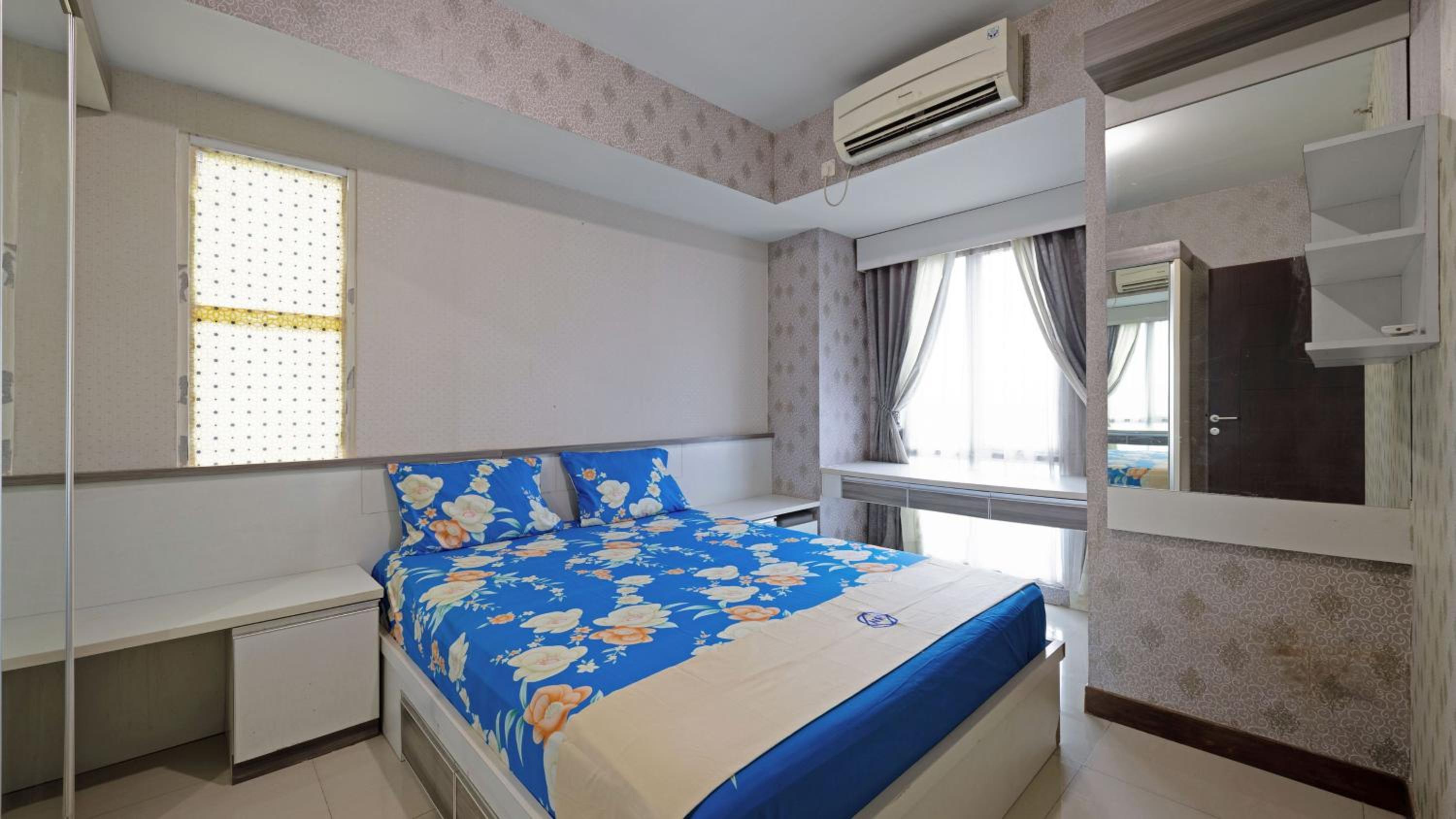 Two-Bedroom Apartment - Photo 1