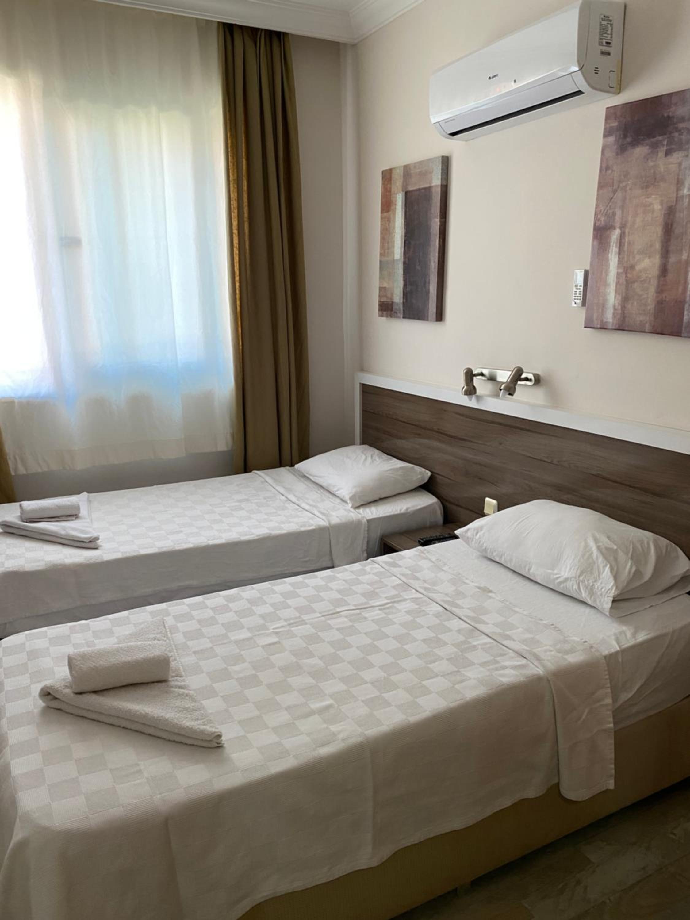 One-Bedroom Apartment (2 Adults) - Photo 8