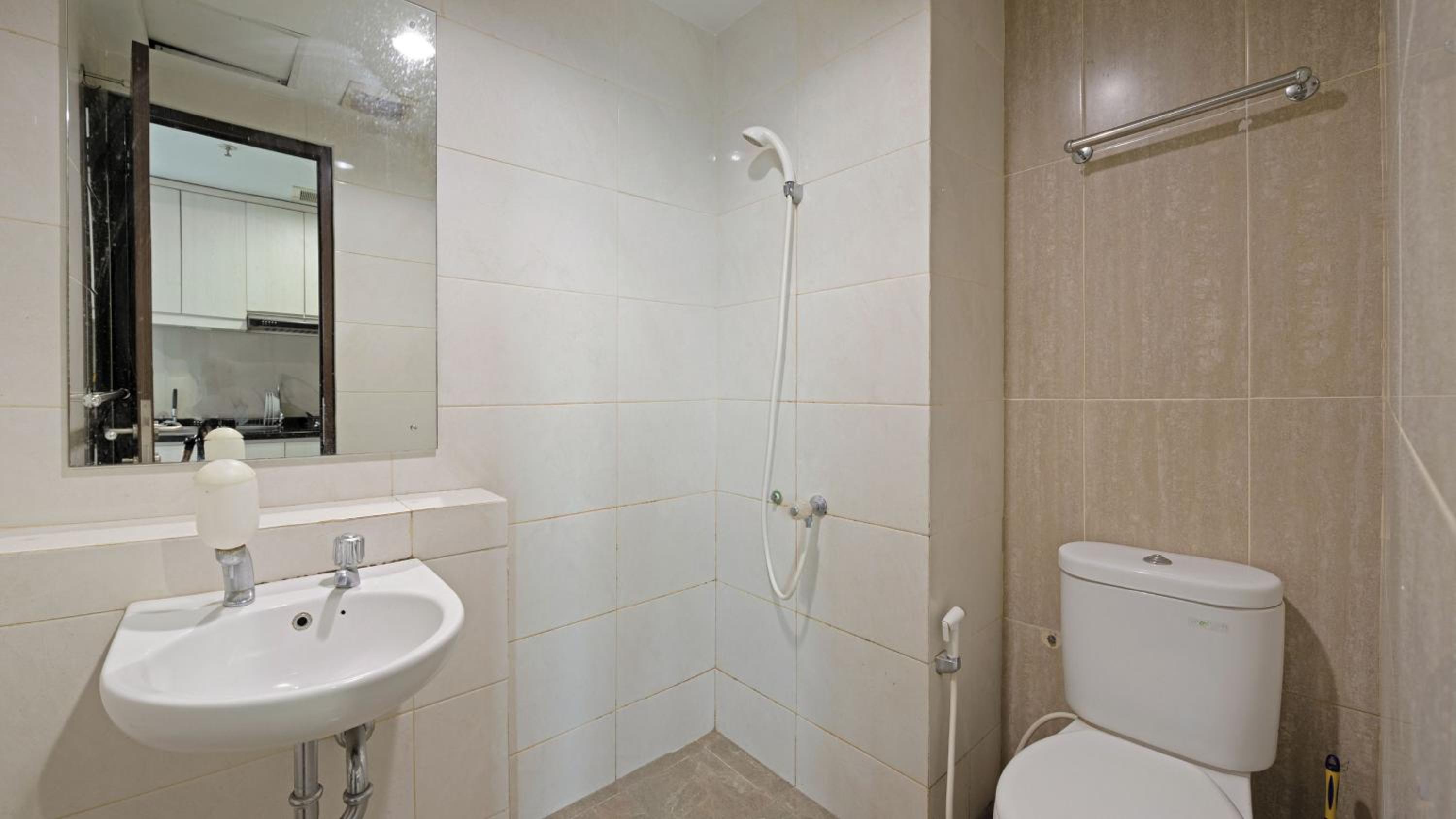 Studio Apartment - Photo 7