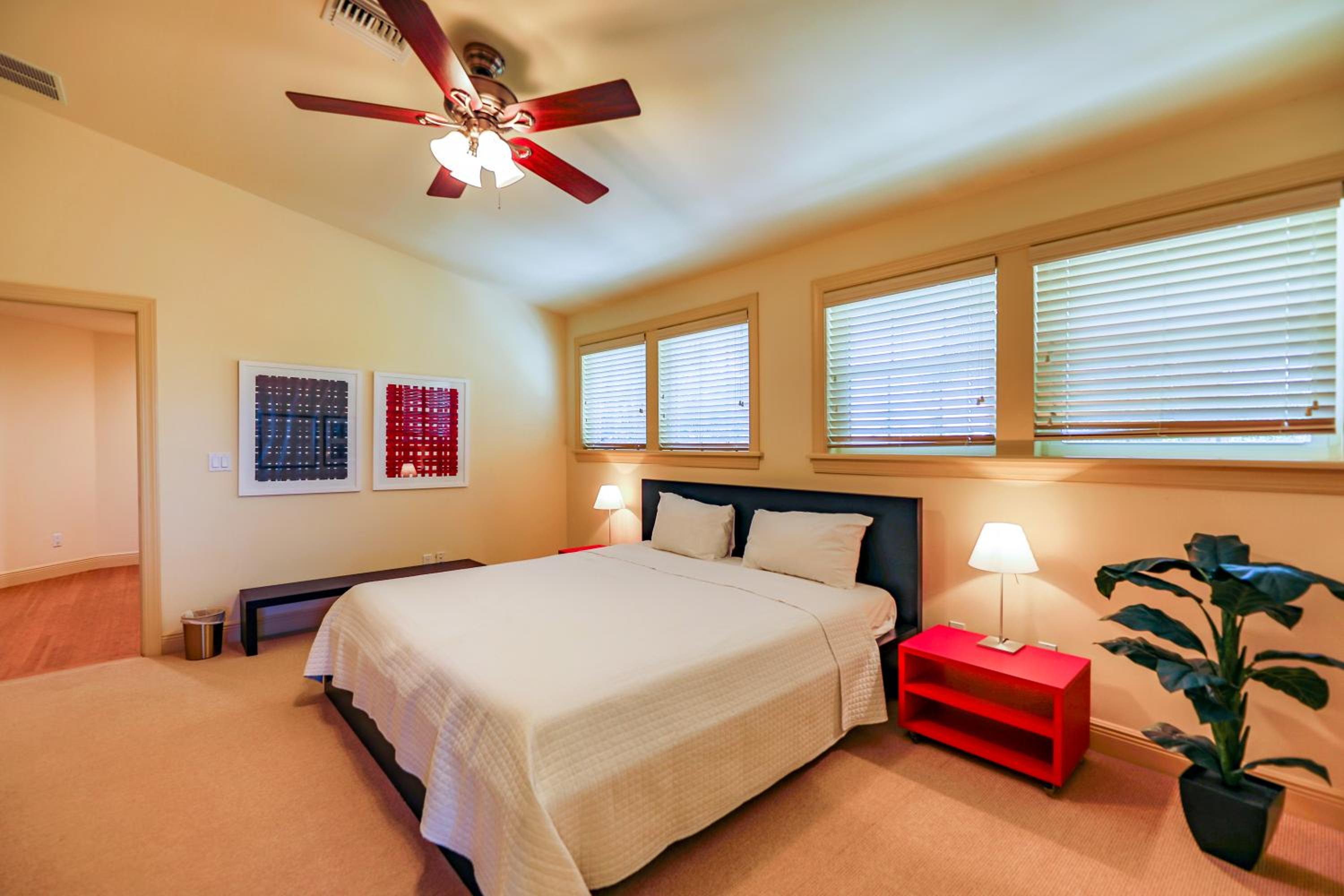 Four-Bedroom Vacation Home photo 1