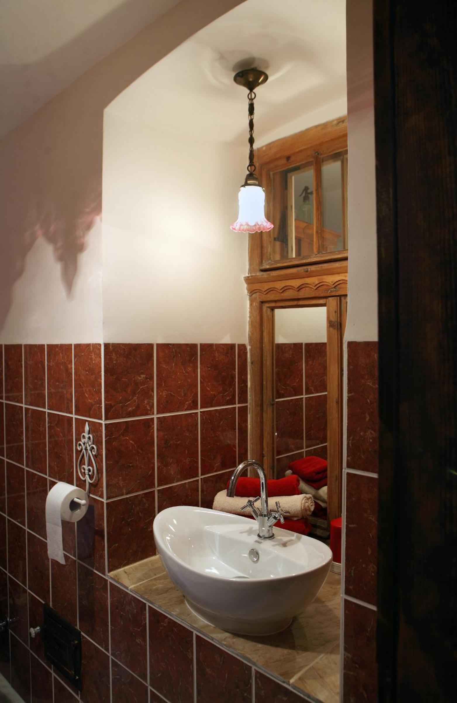 Apartment - Ground Floor - Photo 3