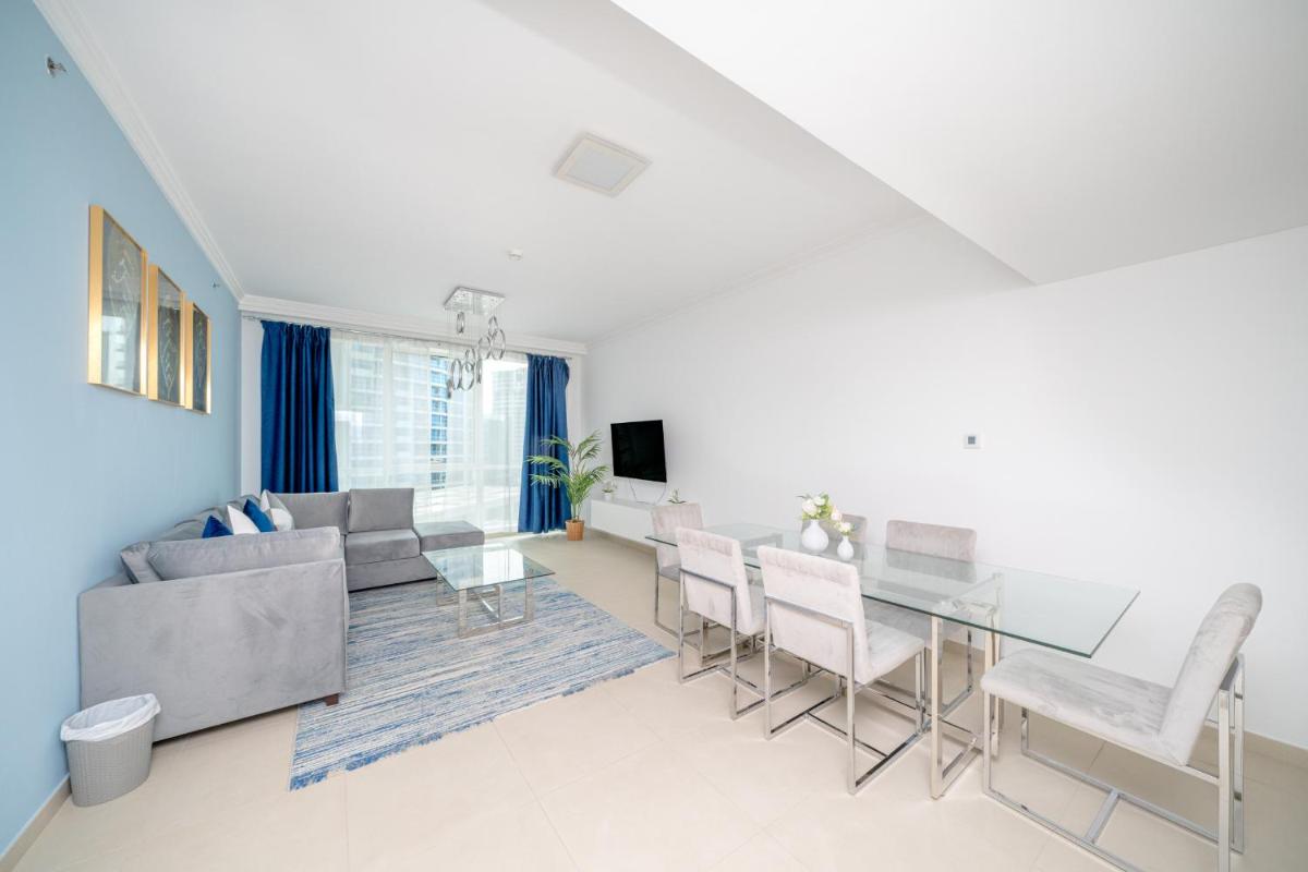 Apartment photo 1