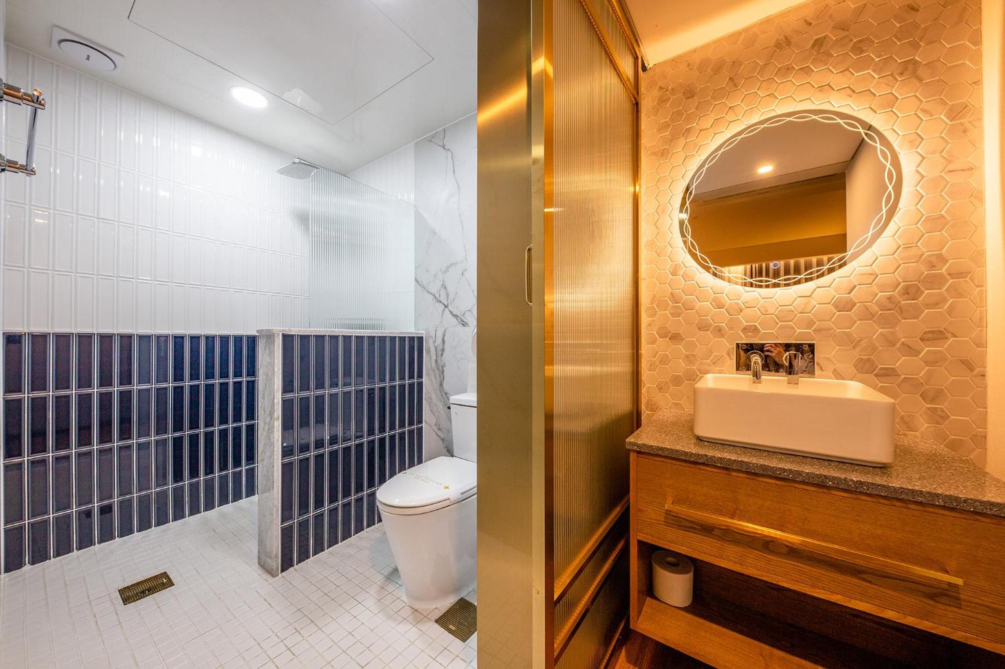 Standard Twin Room - Photo 5