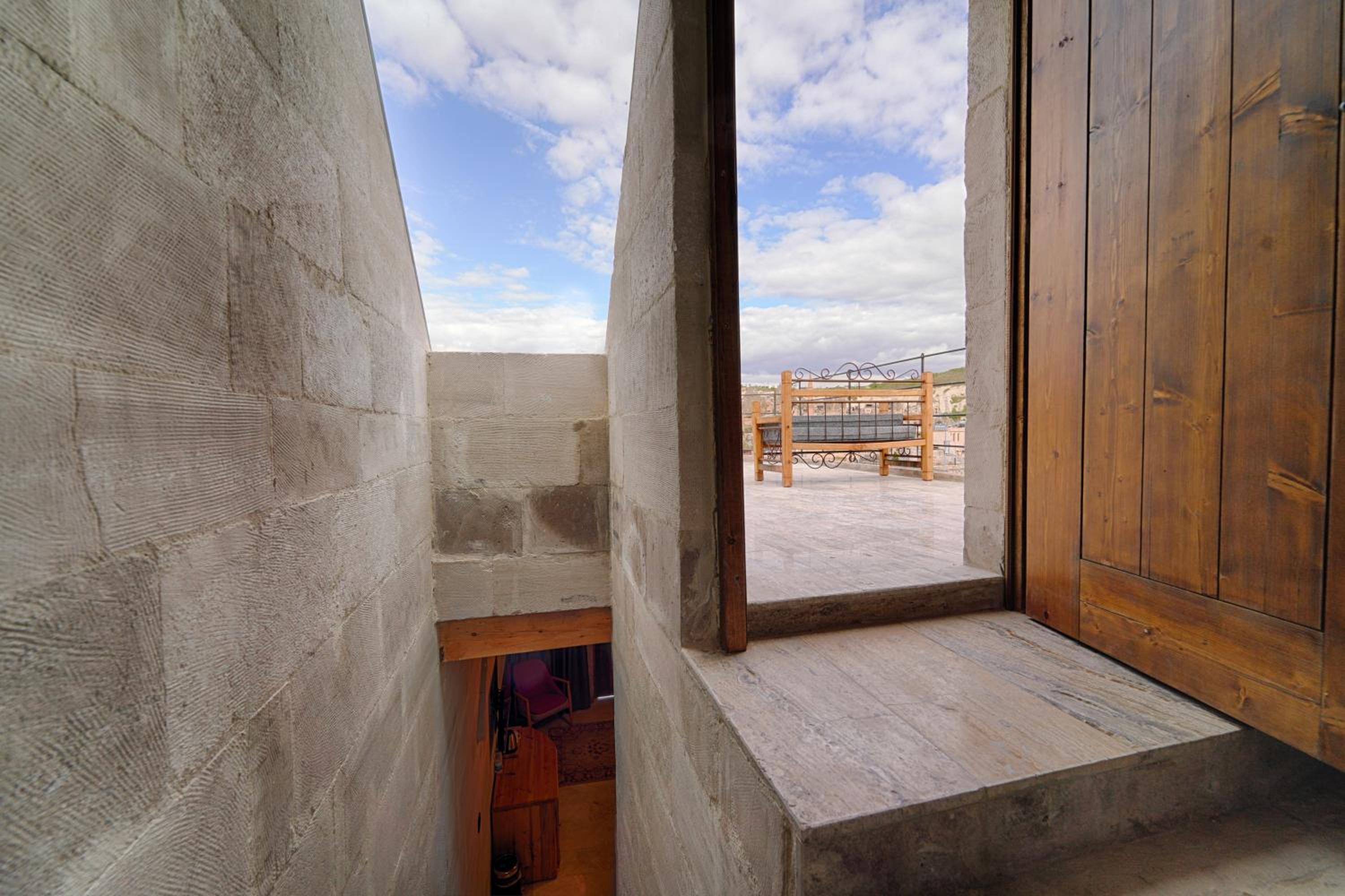 Suite with Terrace - Photo 6