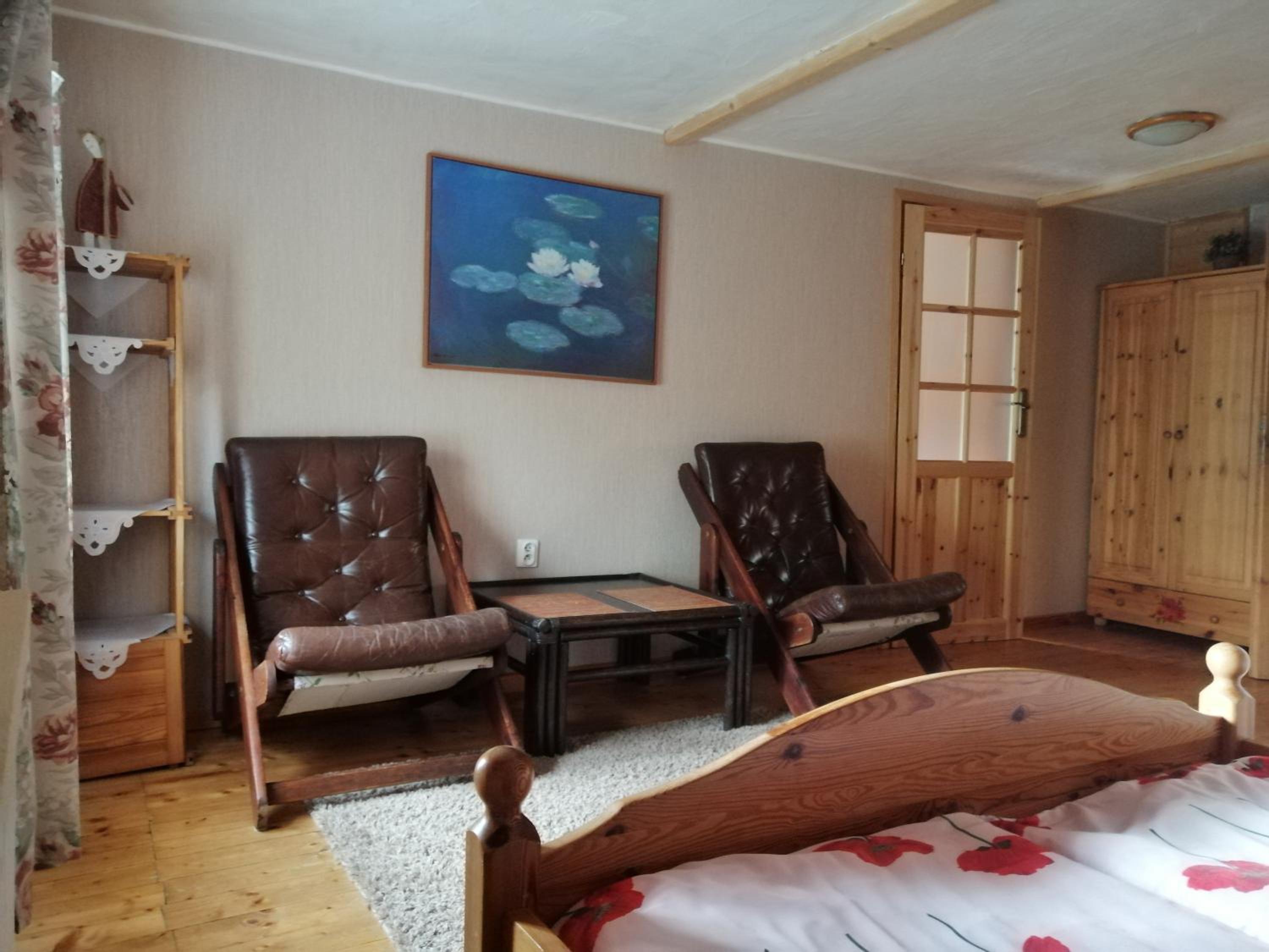 Suite - Photo 5