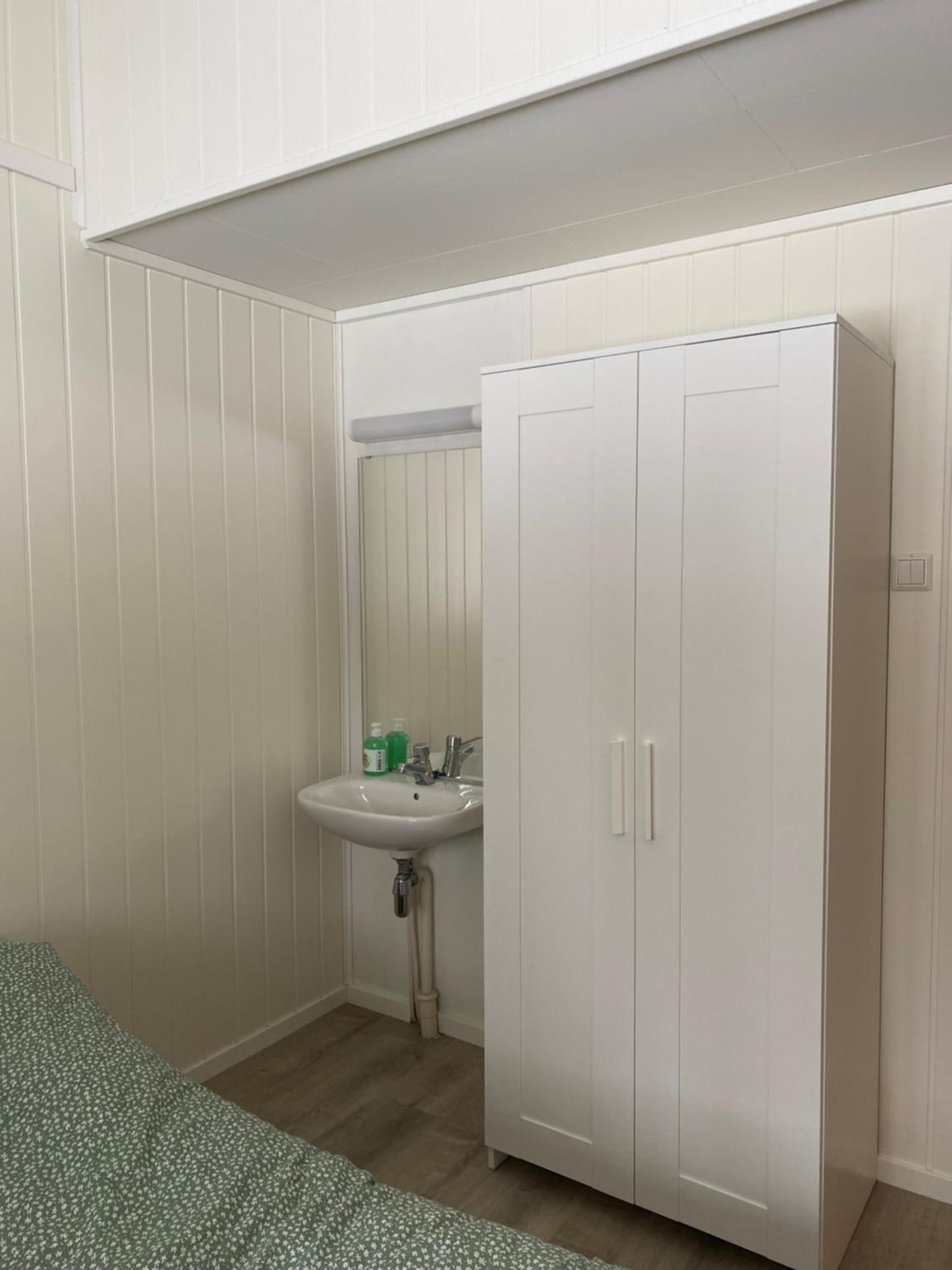 Double or Twin Room - Photo 3