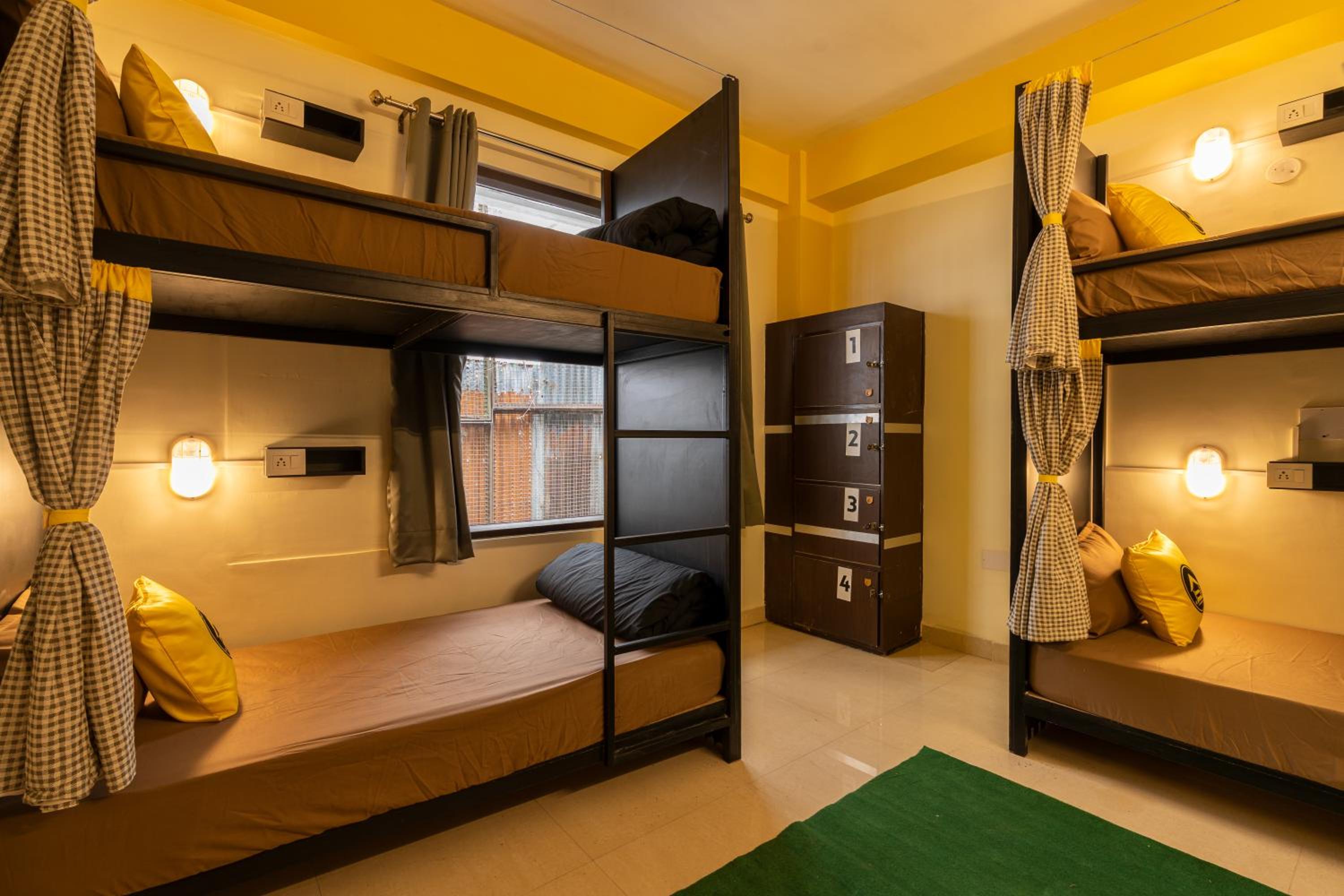 Bed in 4-Bed Mixed Dormitory Room photo 1