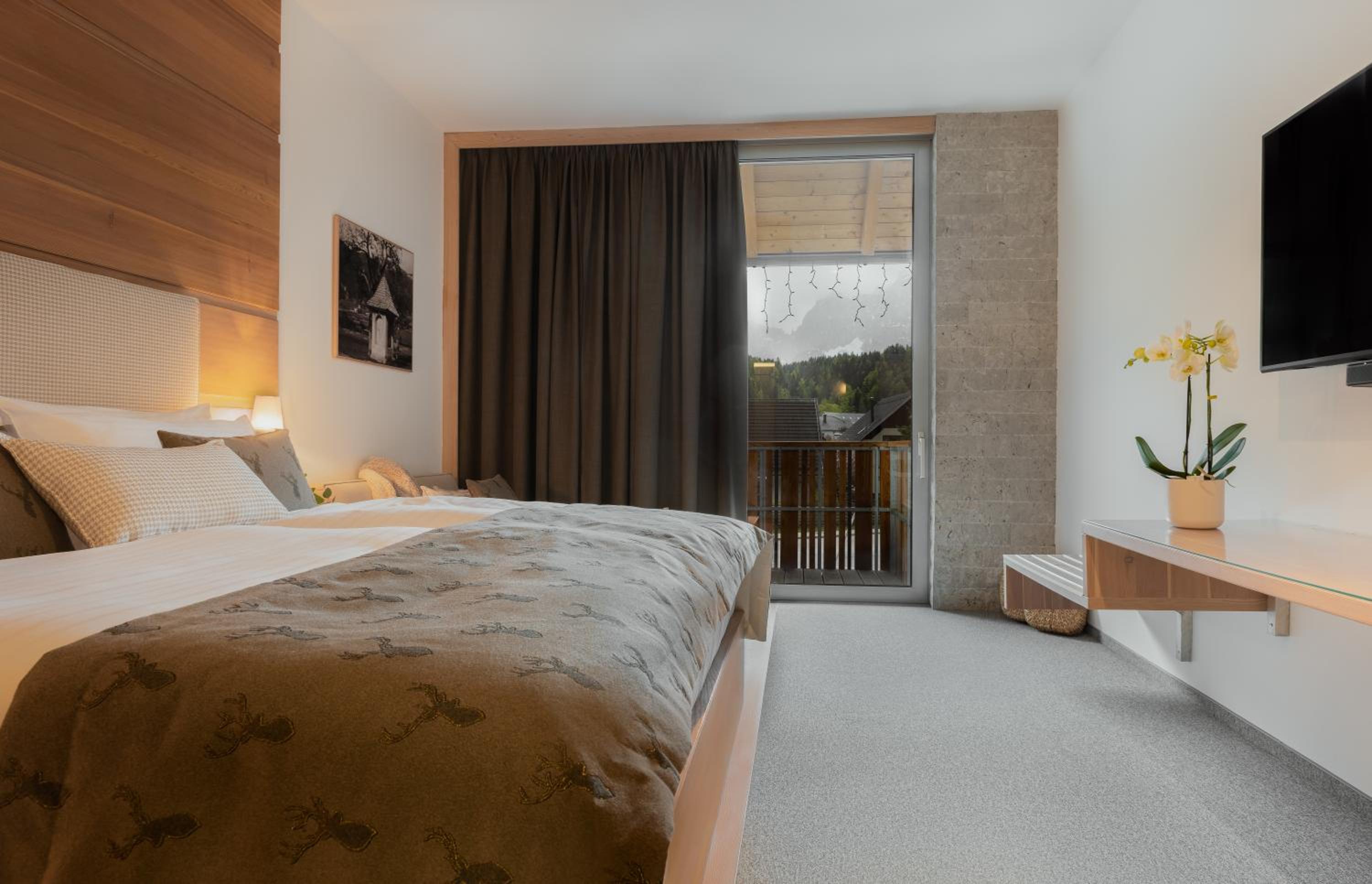Superior Double Room with Balcony