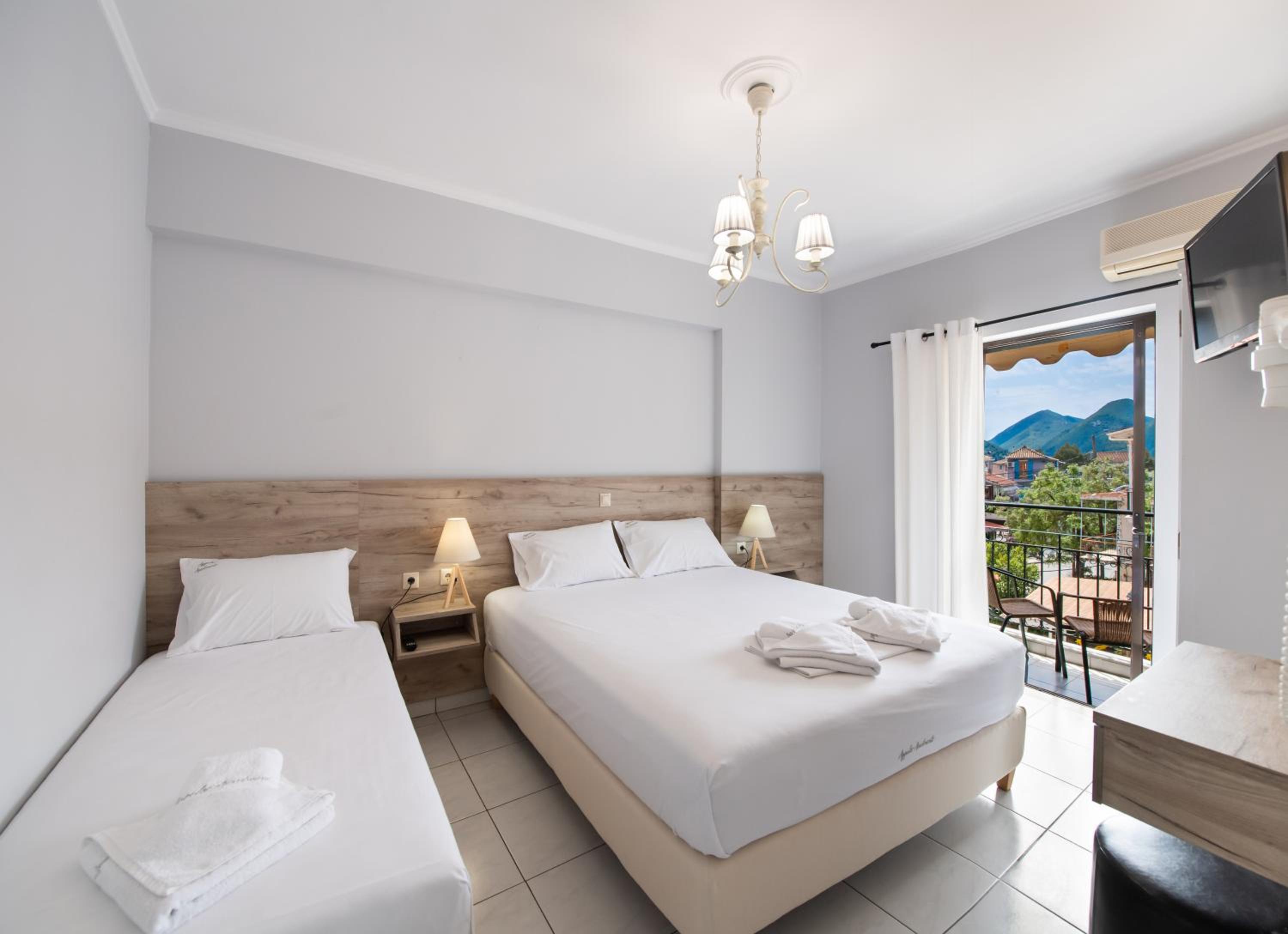 Aggelos Apartments & Deluxe Studios