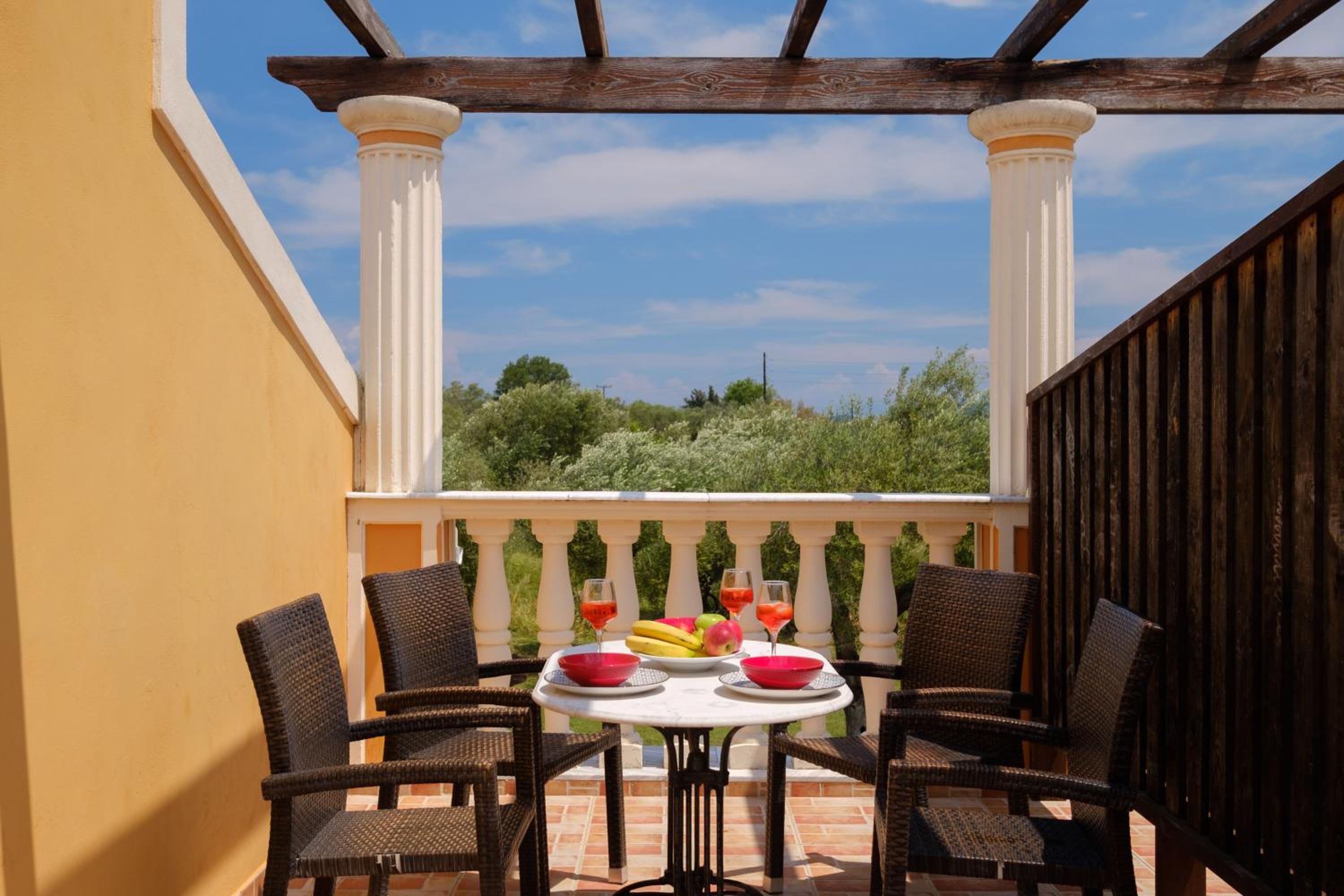 Maisonette photo 1