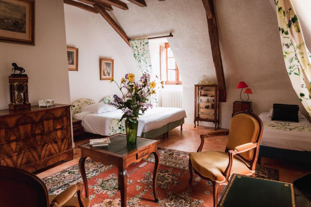 Junior Suite (2 Adults) - Photo 1