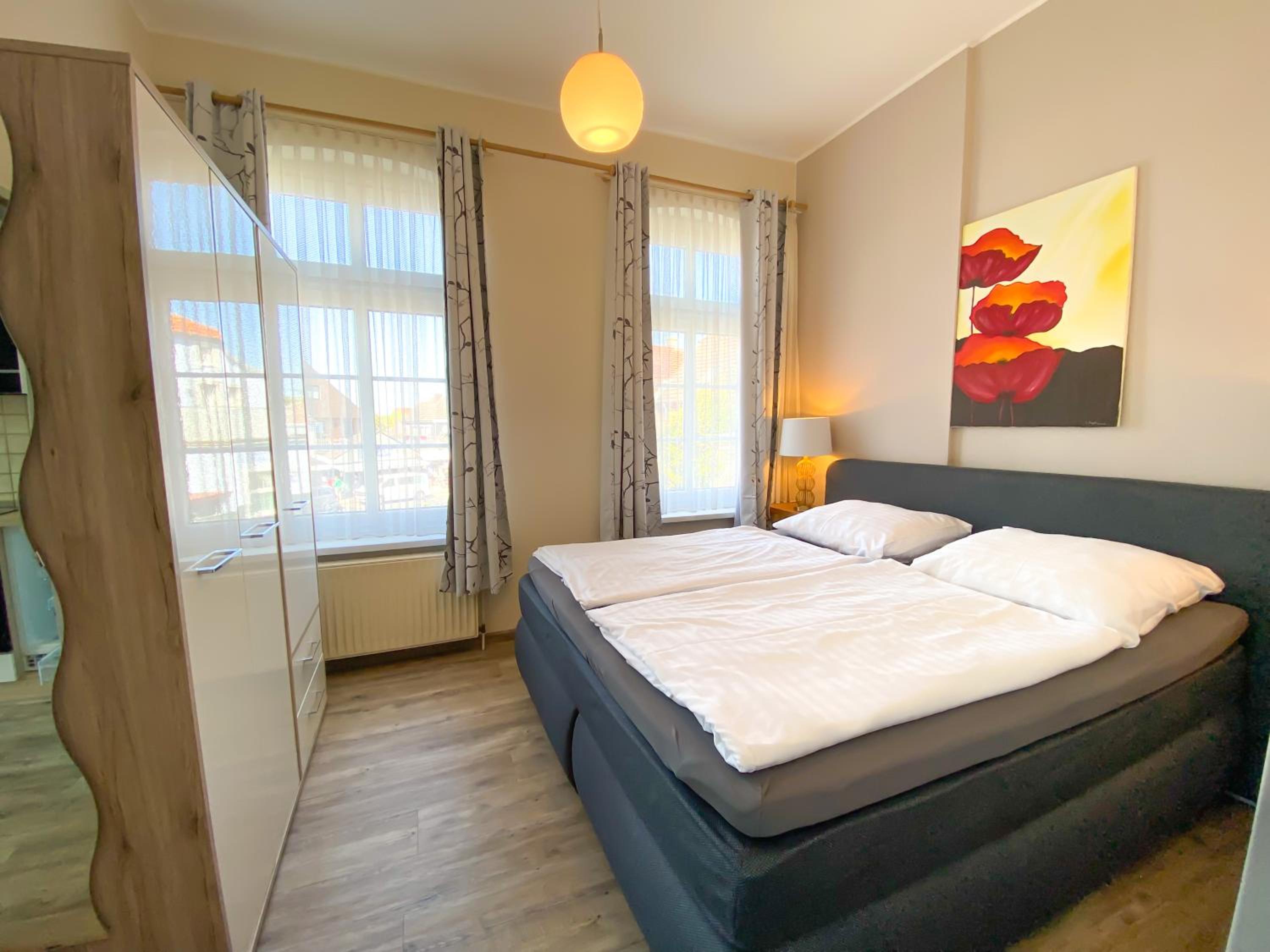 One-Bedroom Apartment - Photo 23