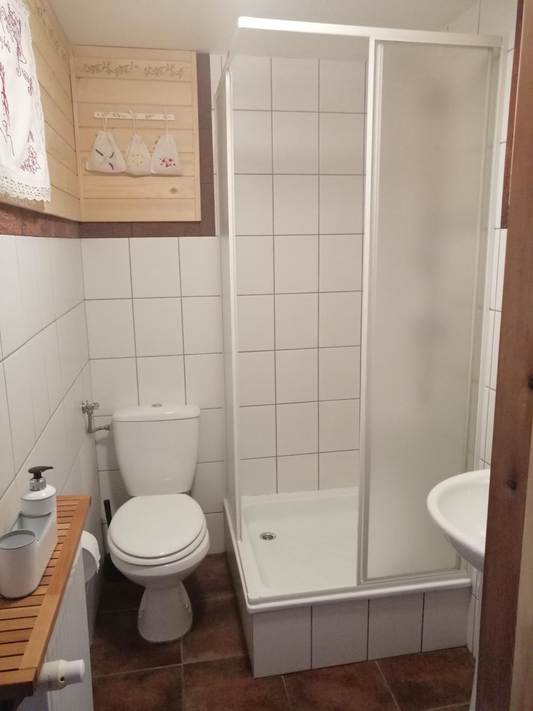 Double Room - Photo 3