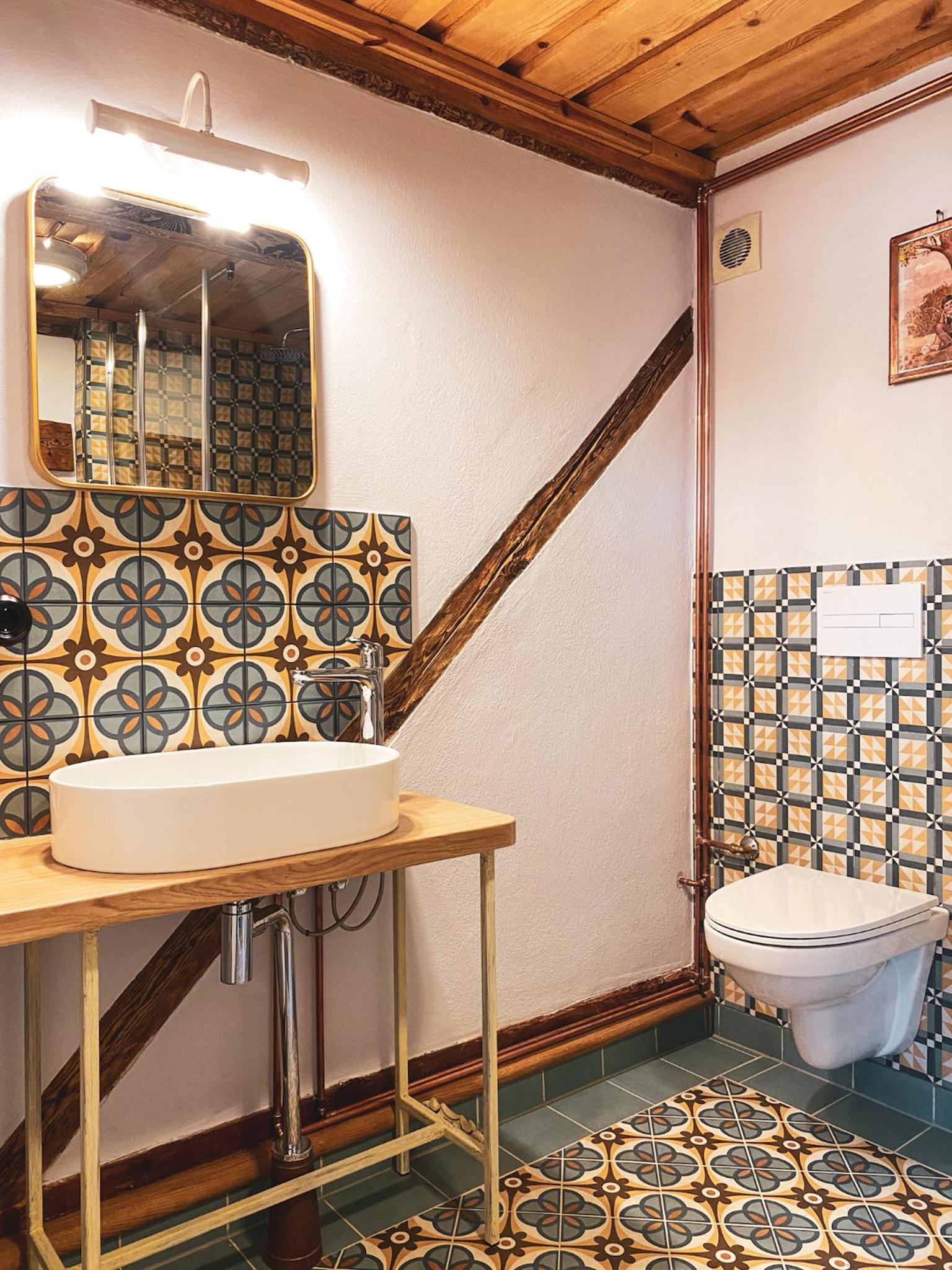 Double Room with Private Bathroom - Photo 2