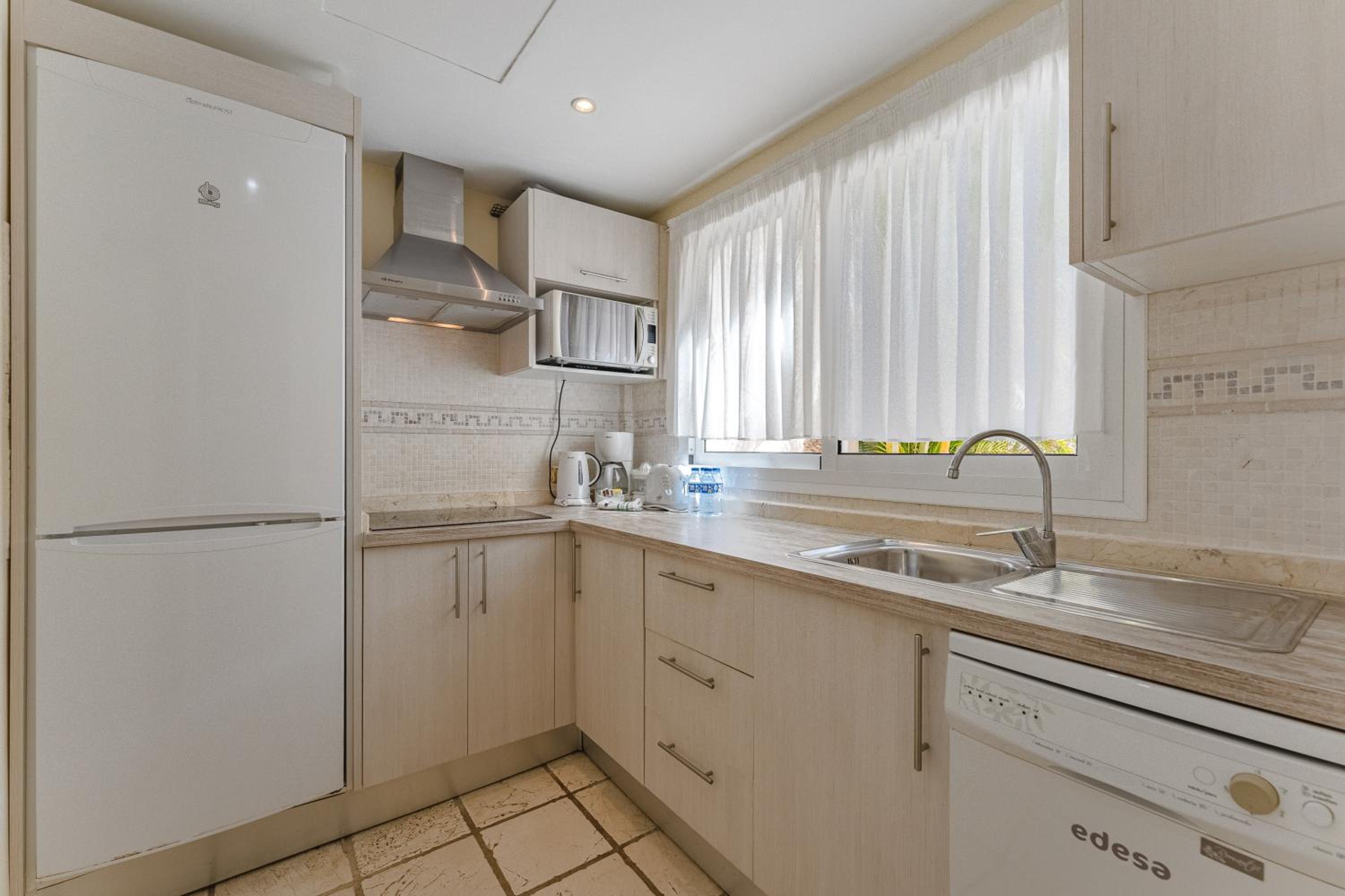Suite Superior con Jacuzzi Suite Superior con Jacuzzi