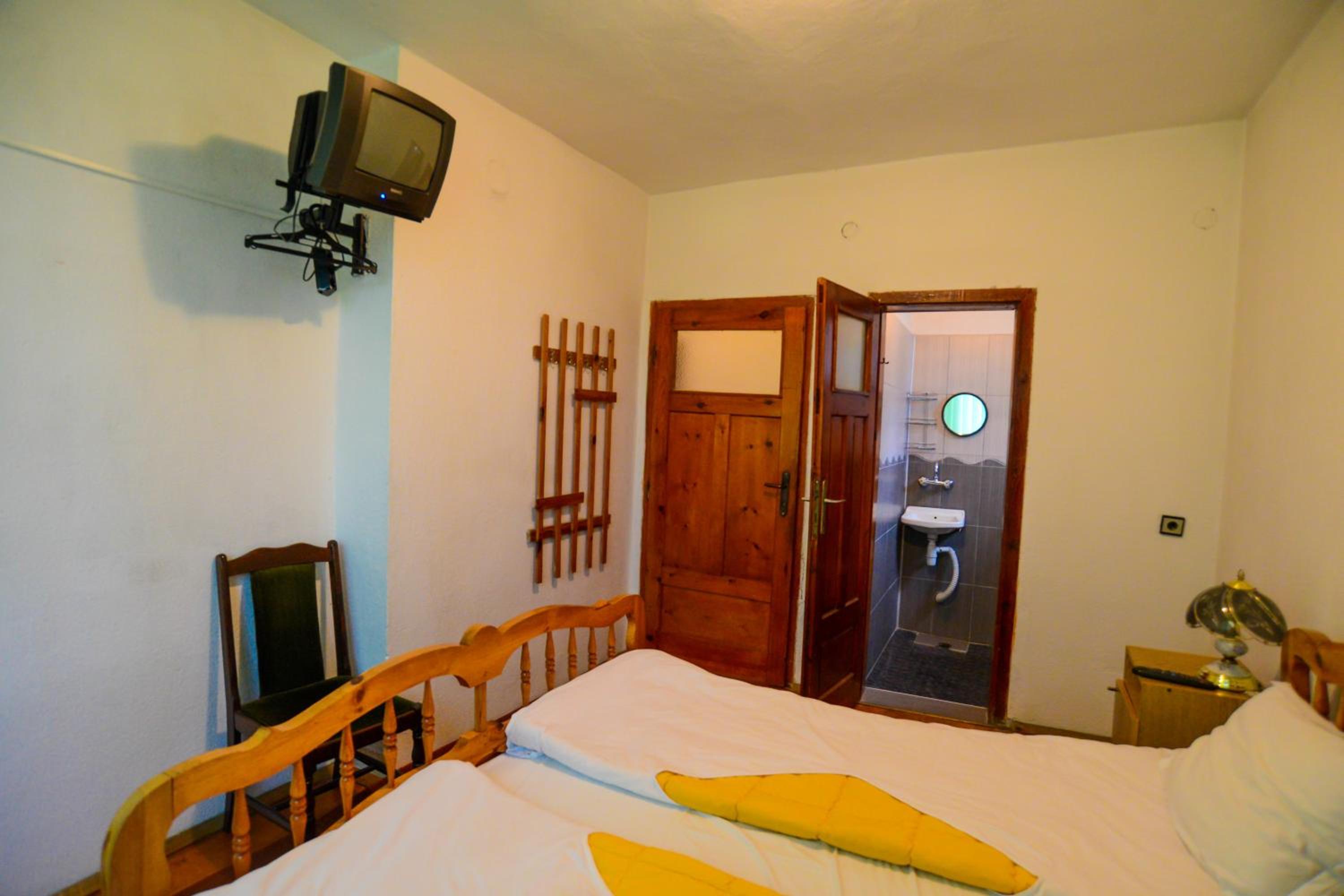 Double or Twin Room photo 2