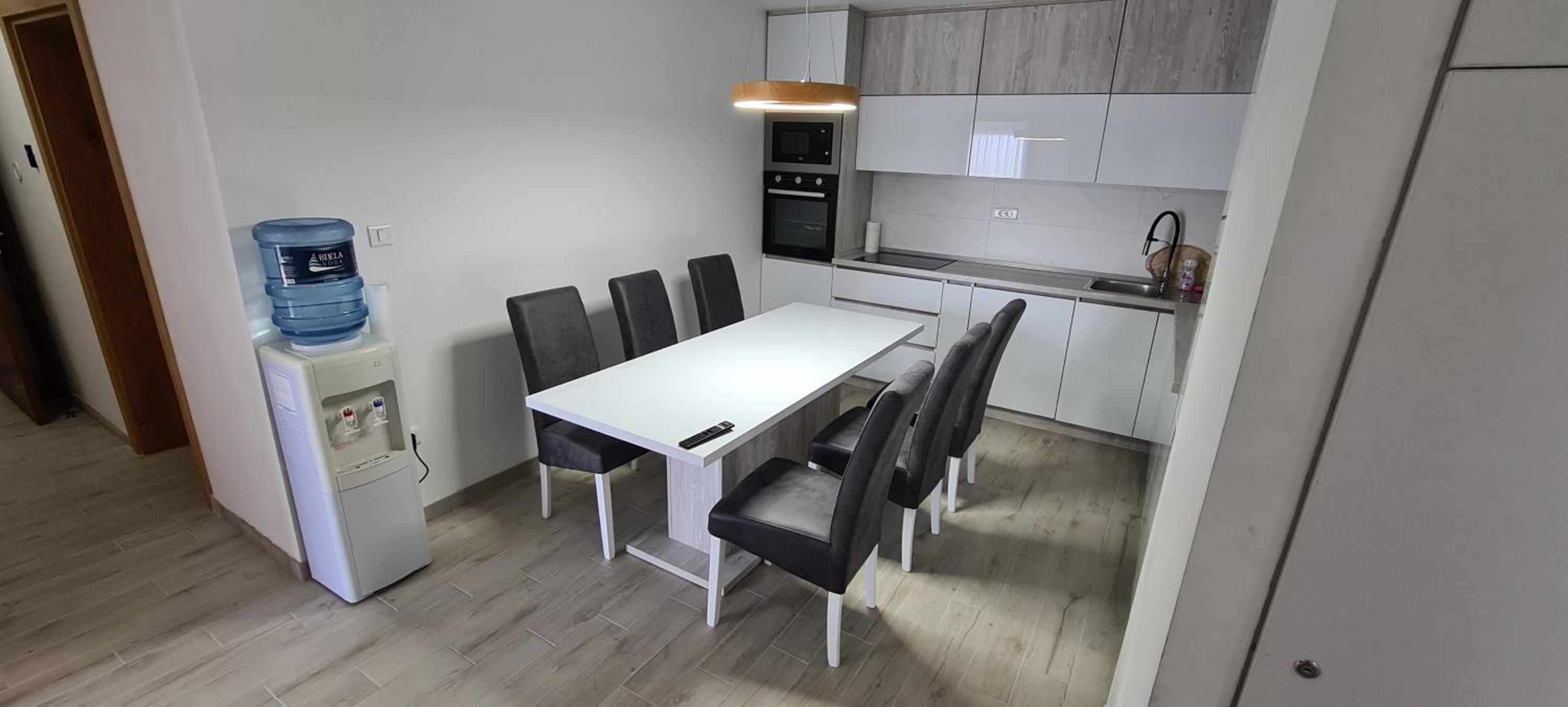 Apartment - Photo 8