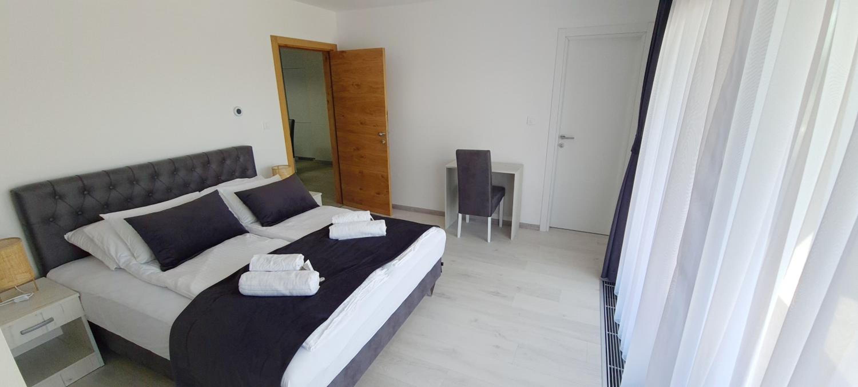 Apartment - Photo 19