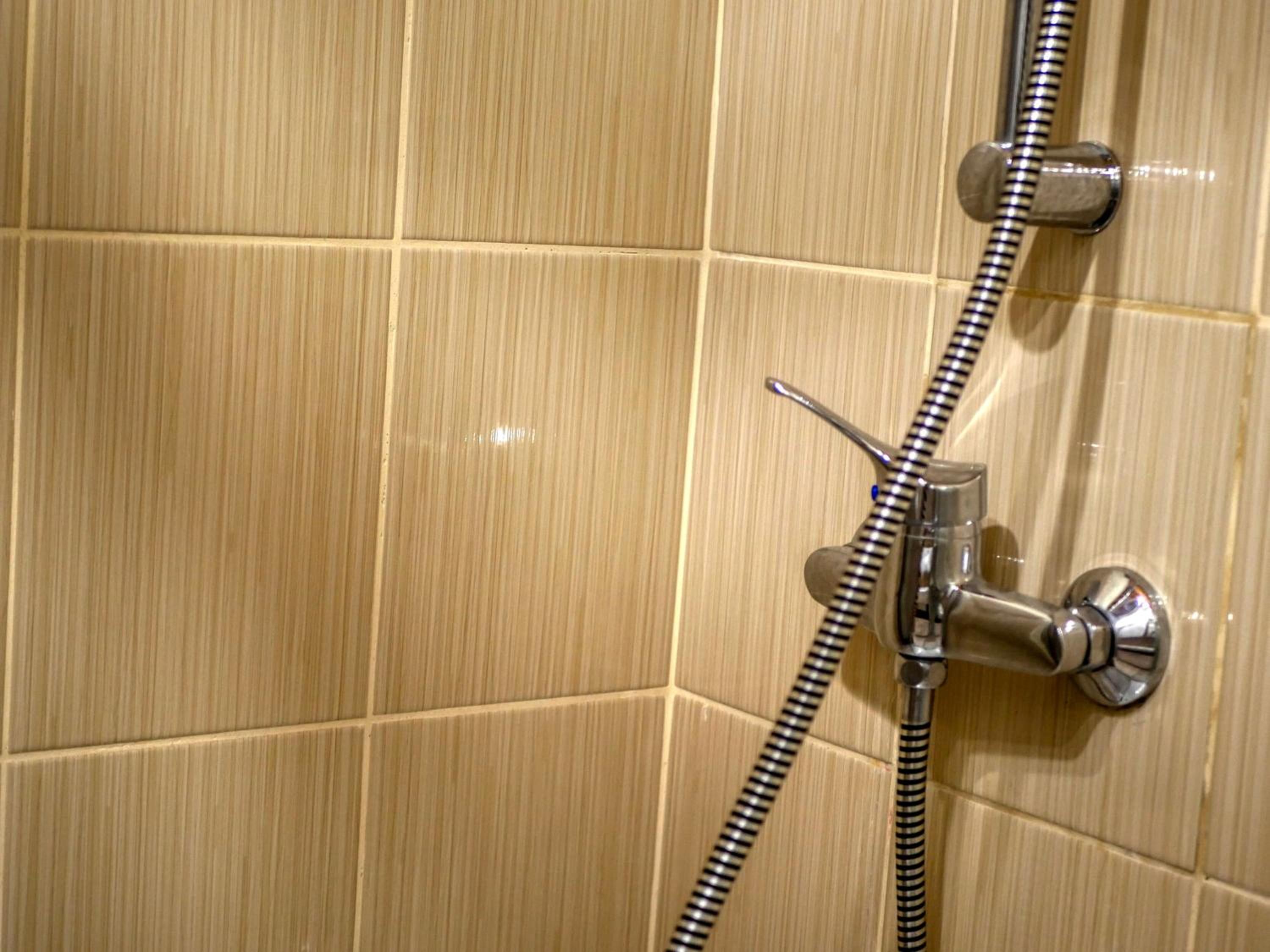 Double Room with Private External Bathroom - Photo 7
