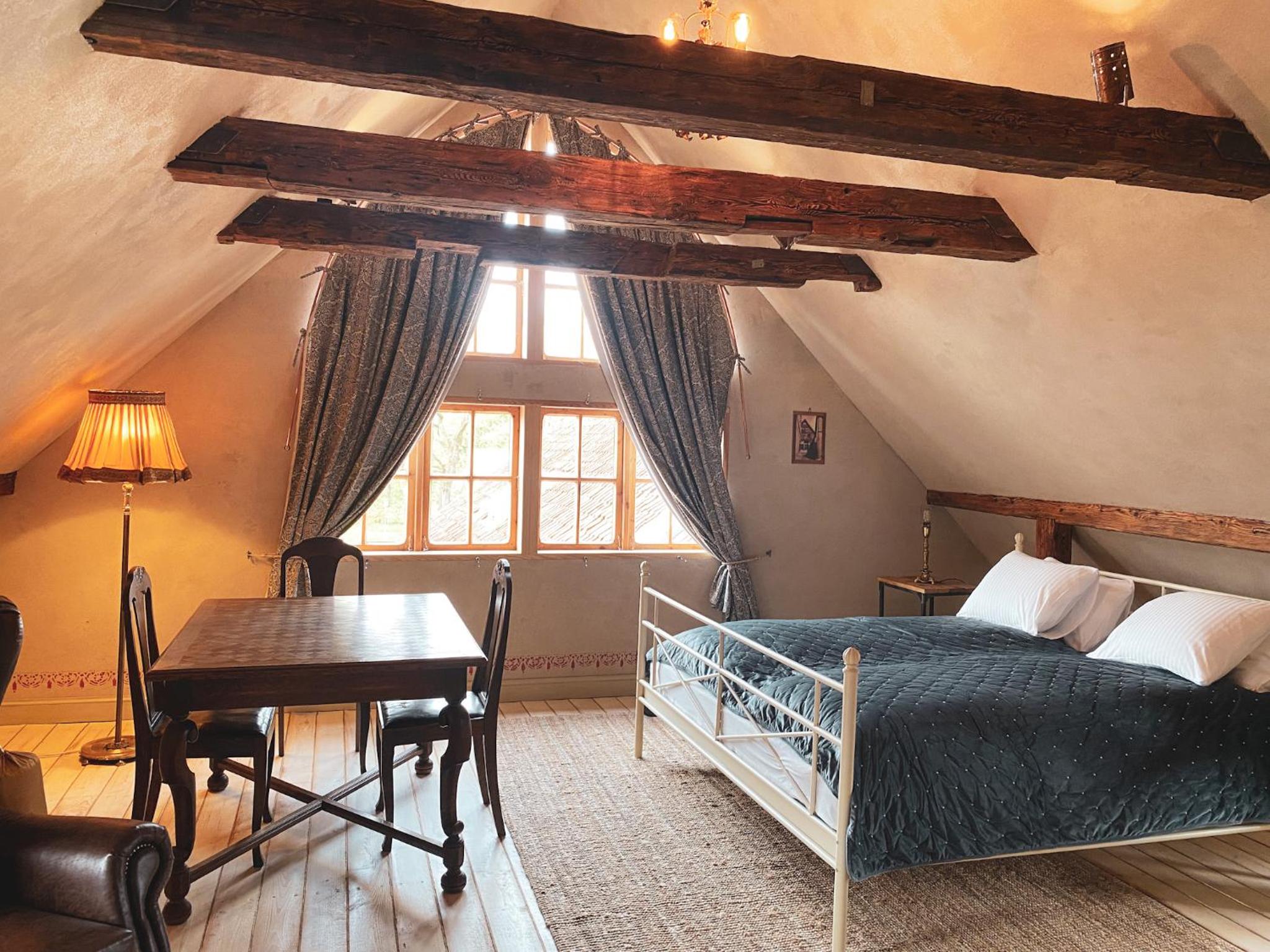 Triple Room with Private Bathroom - Photo 1