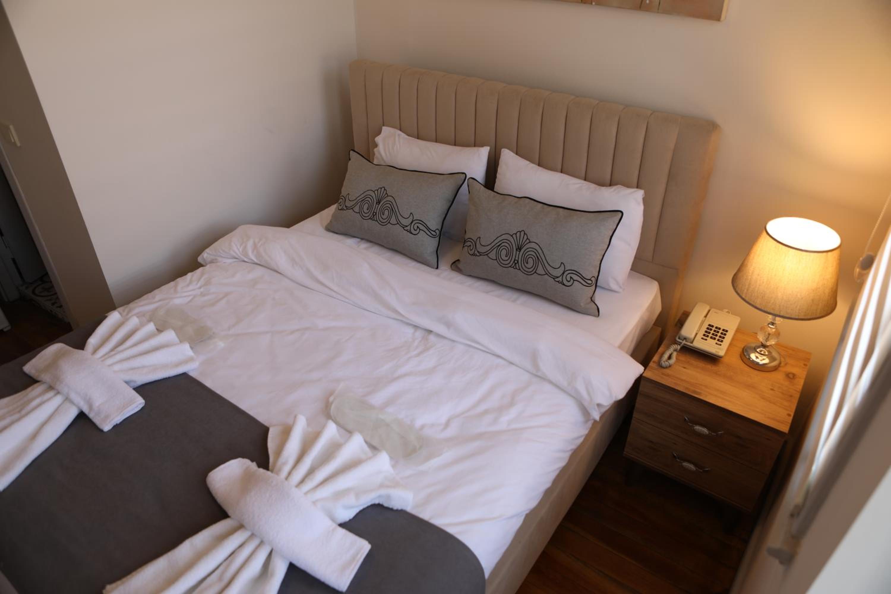 Economy Double Room photo 3