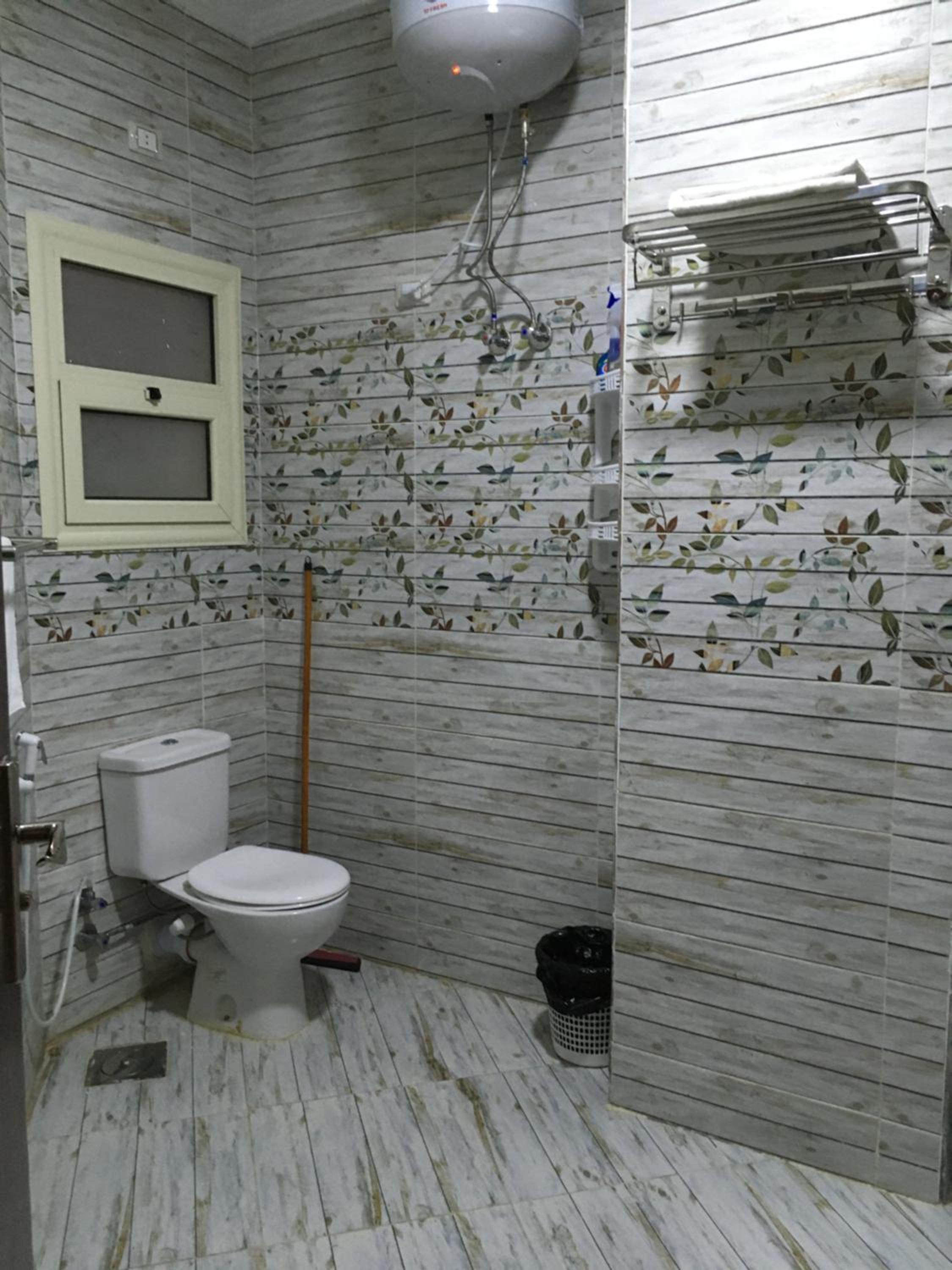 Two-Bedroom Apartment - Photo 13