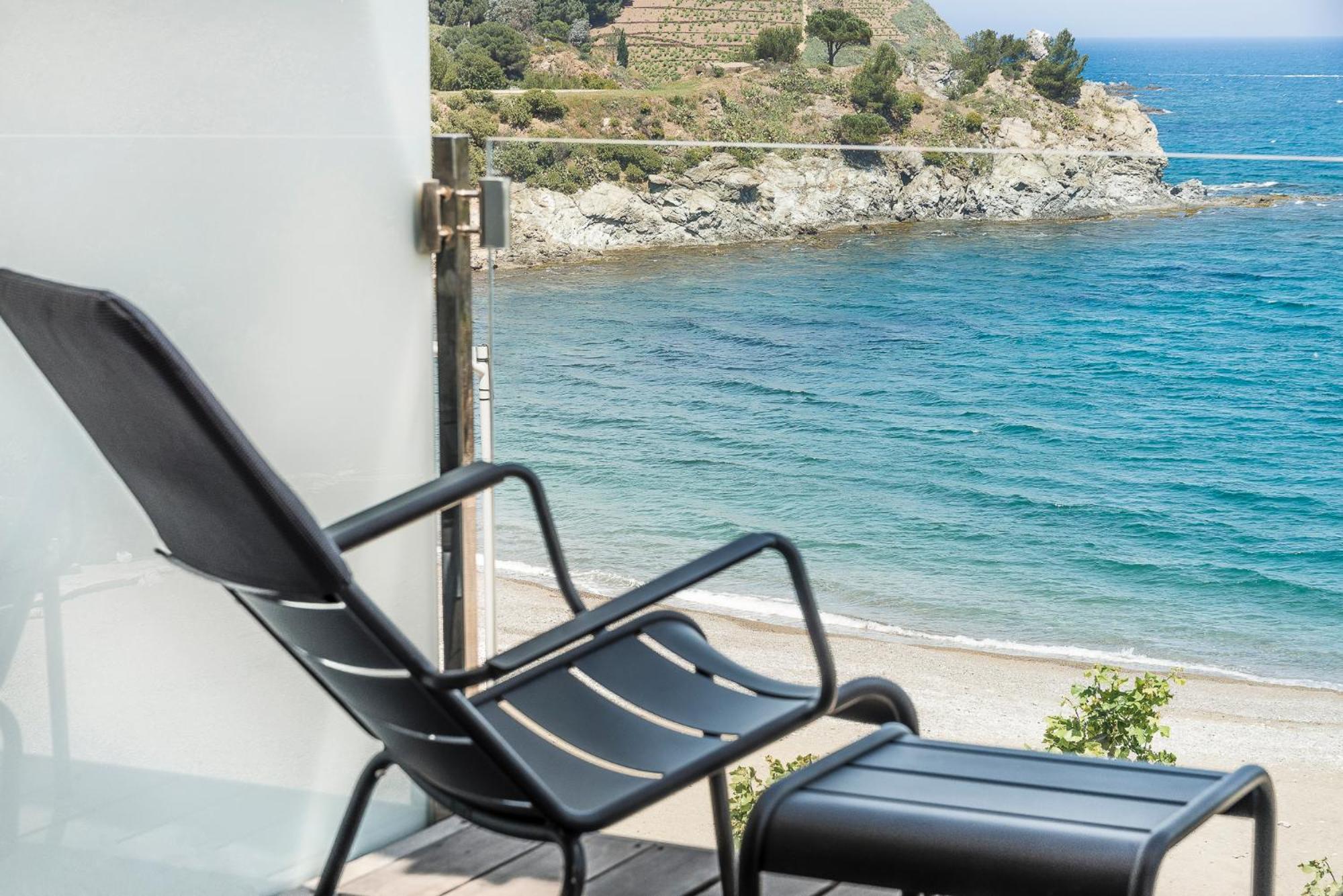 Superior Room with Balcony and Sea View - Photo 2