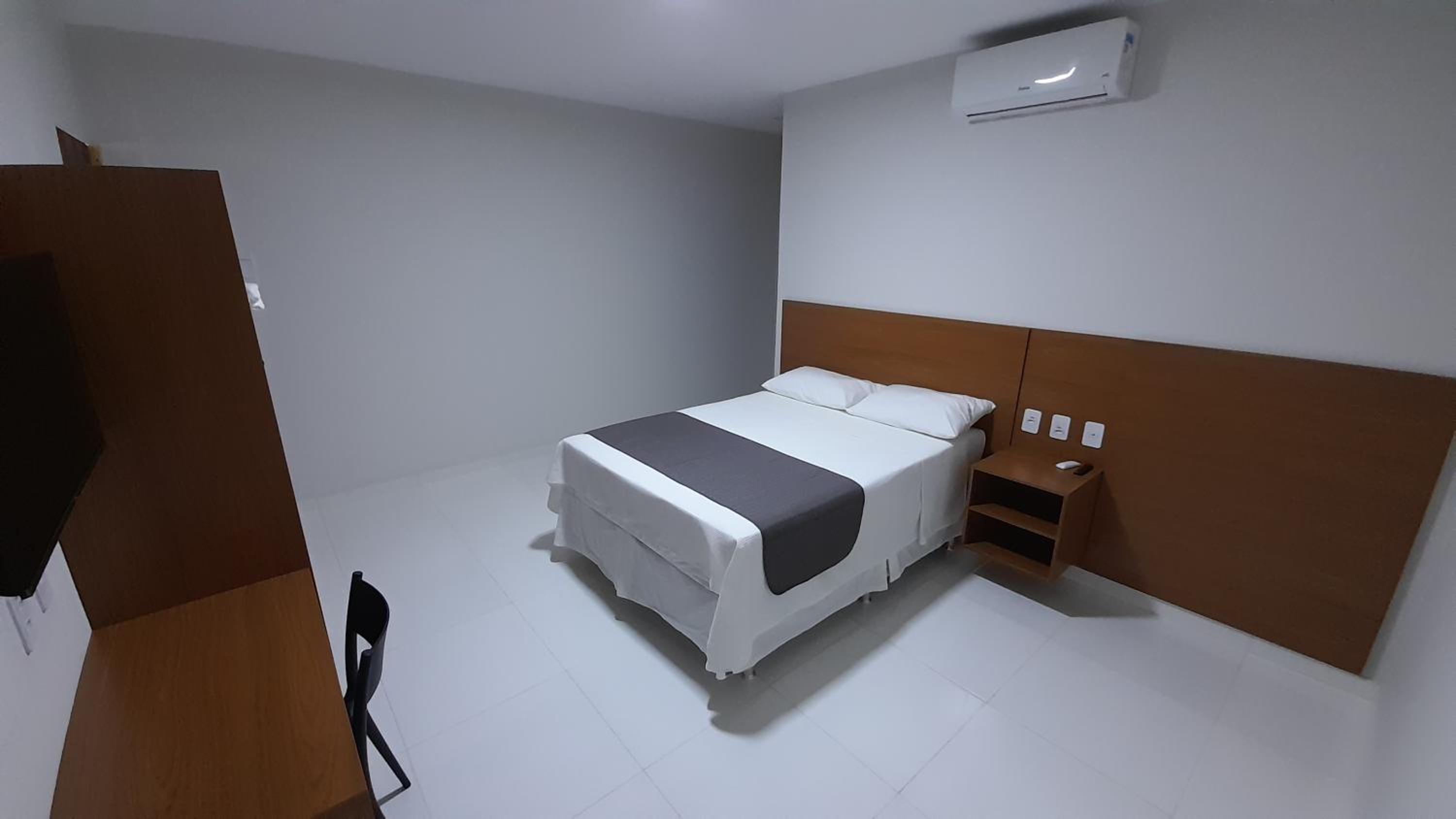 Double or Twin Room photo 1