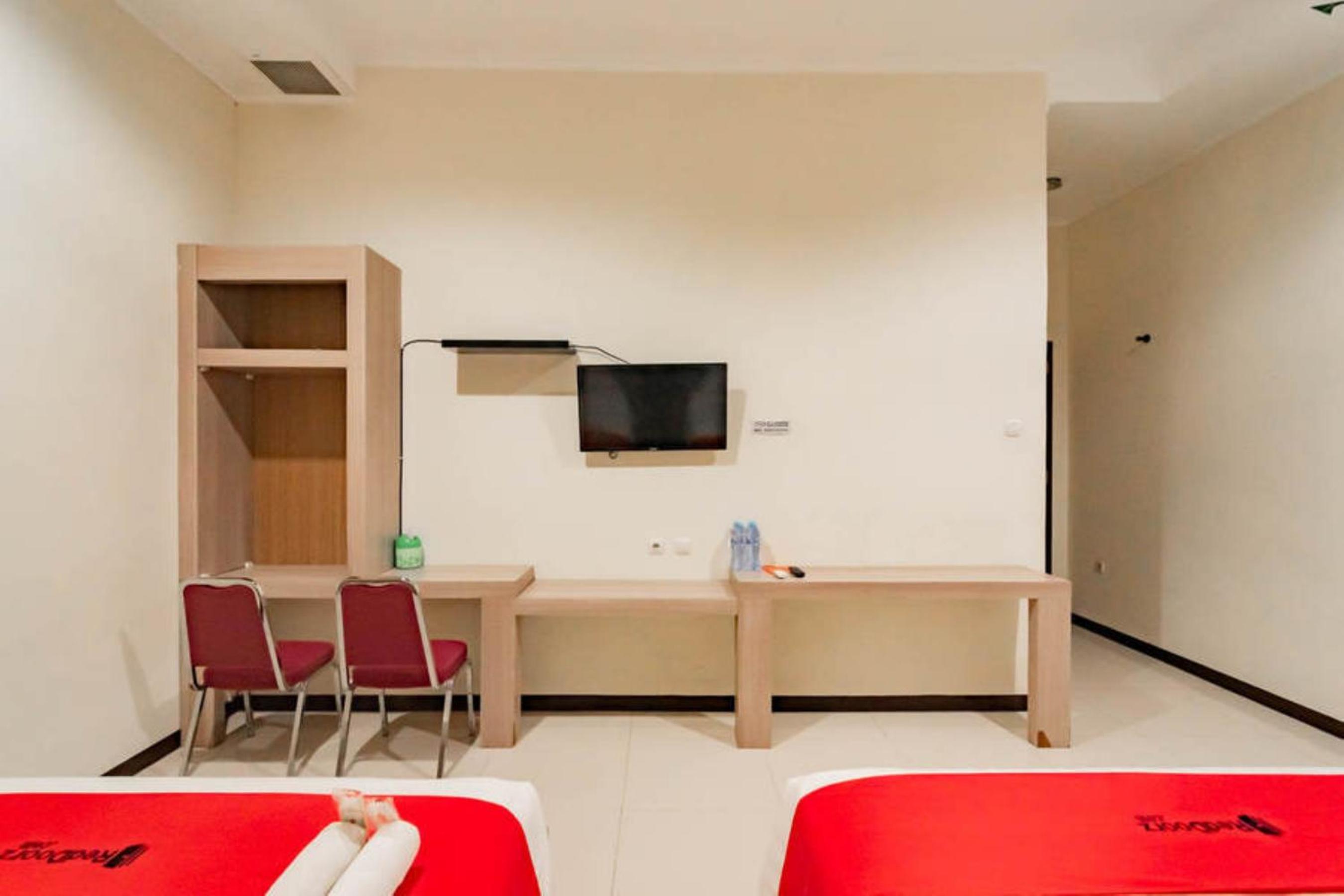 Twin Room - Photo 7