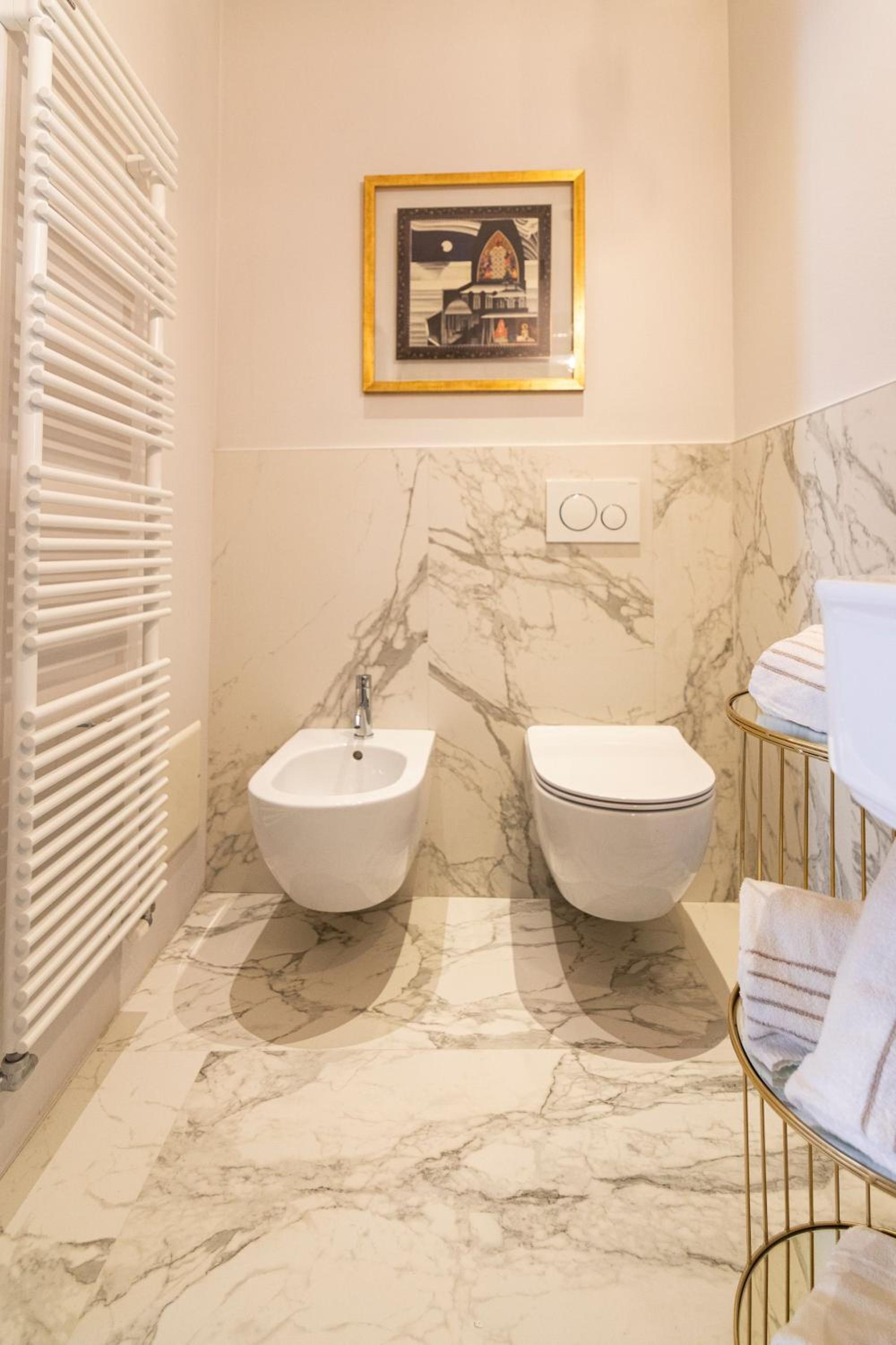 Deluxe Double Room with Extra Bed - Photo 4