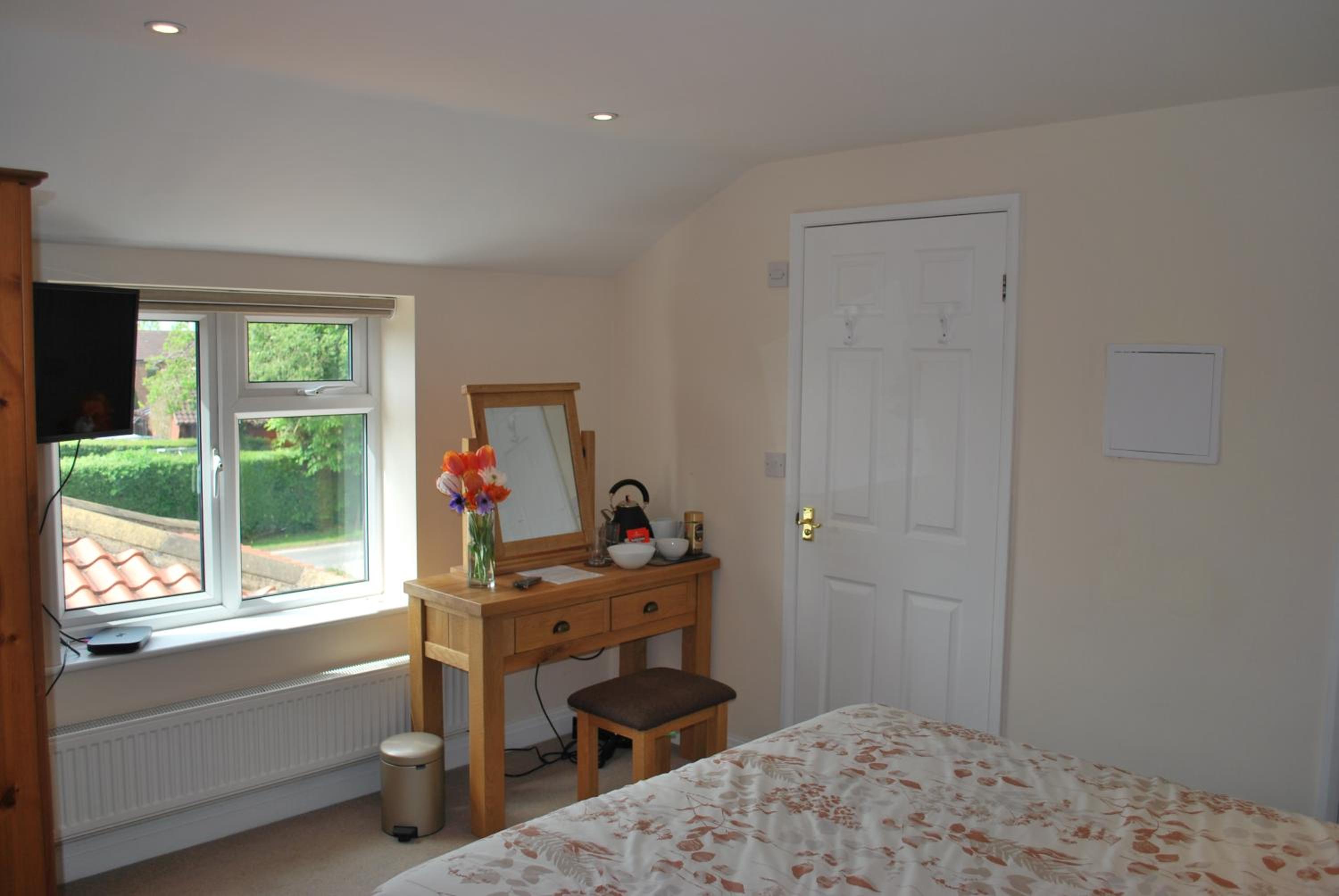 Deluxe Queen Room
