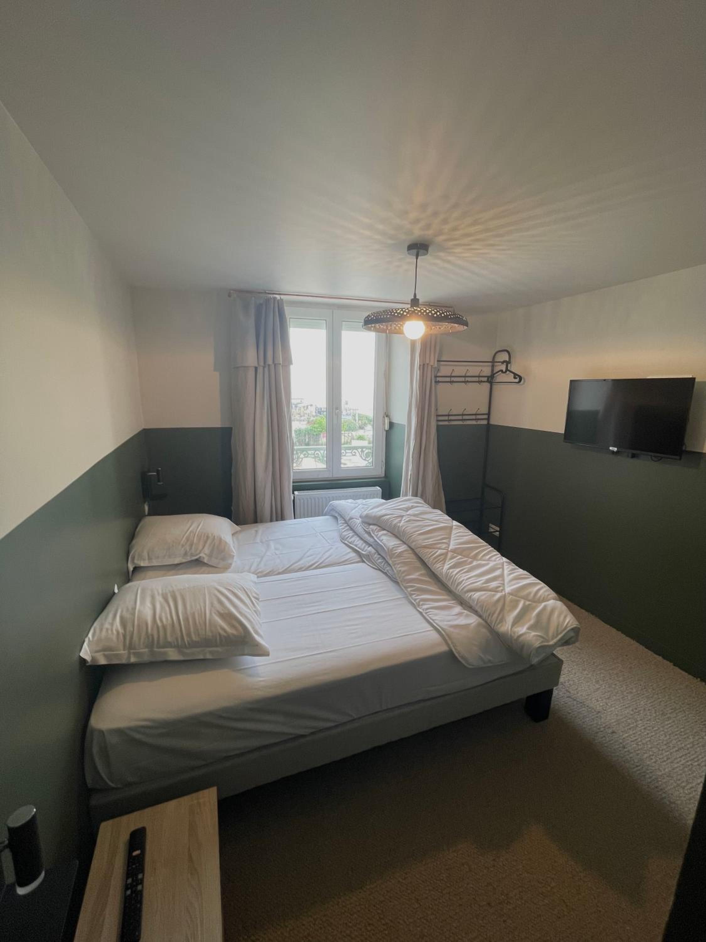 Deluxe Family Room - Photo 4