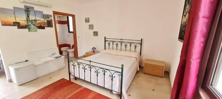One-Bedroom Bungalow