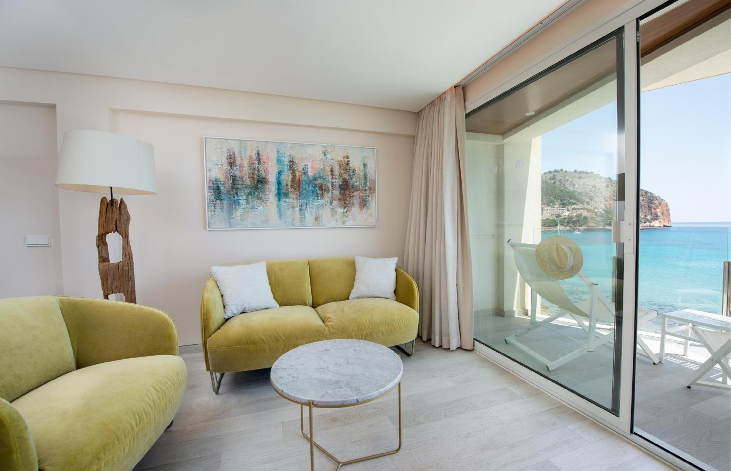 Junior Suite Sea View thumbnail 6