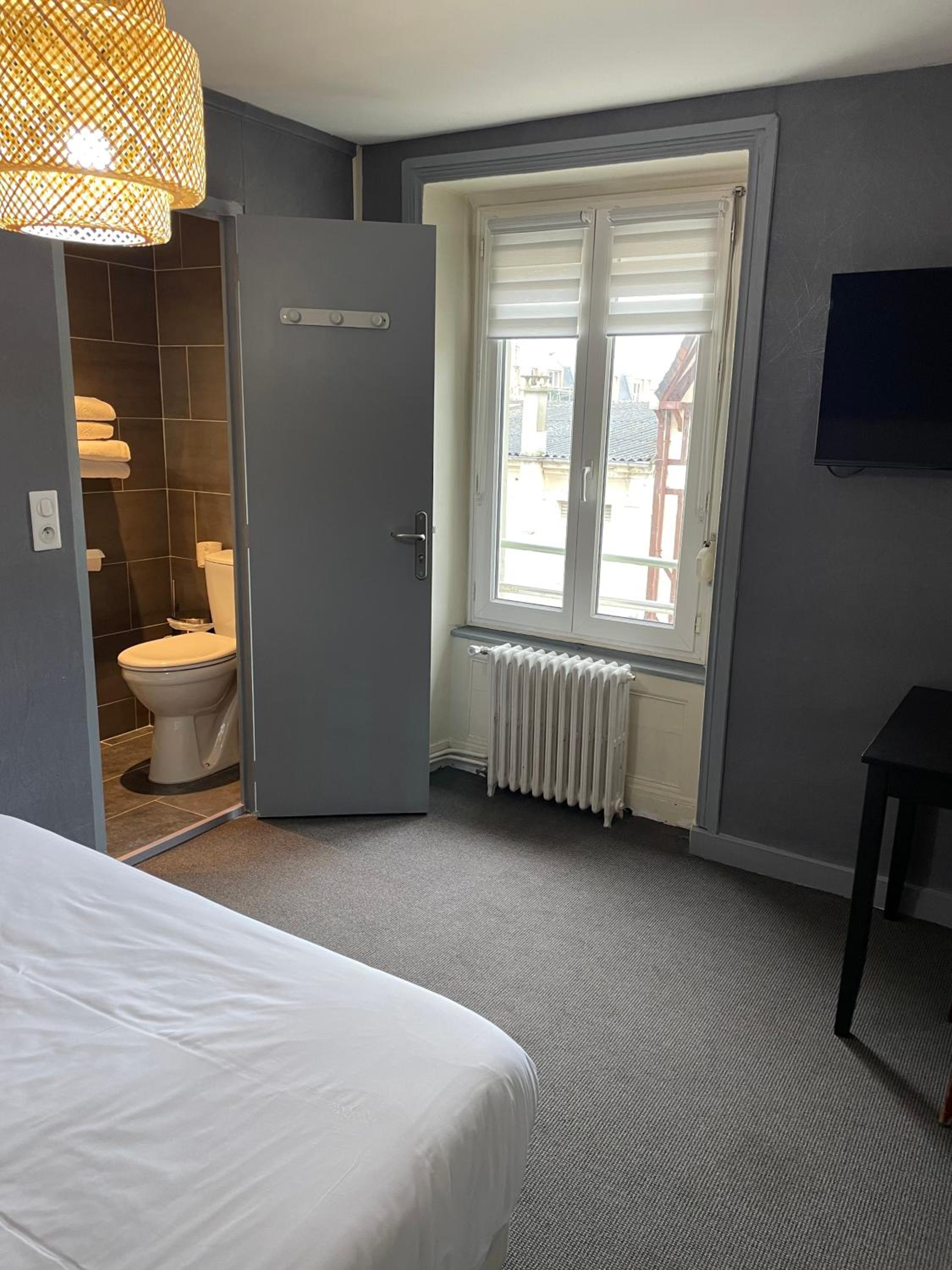 Standard Double Room photo 3