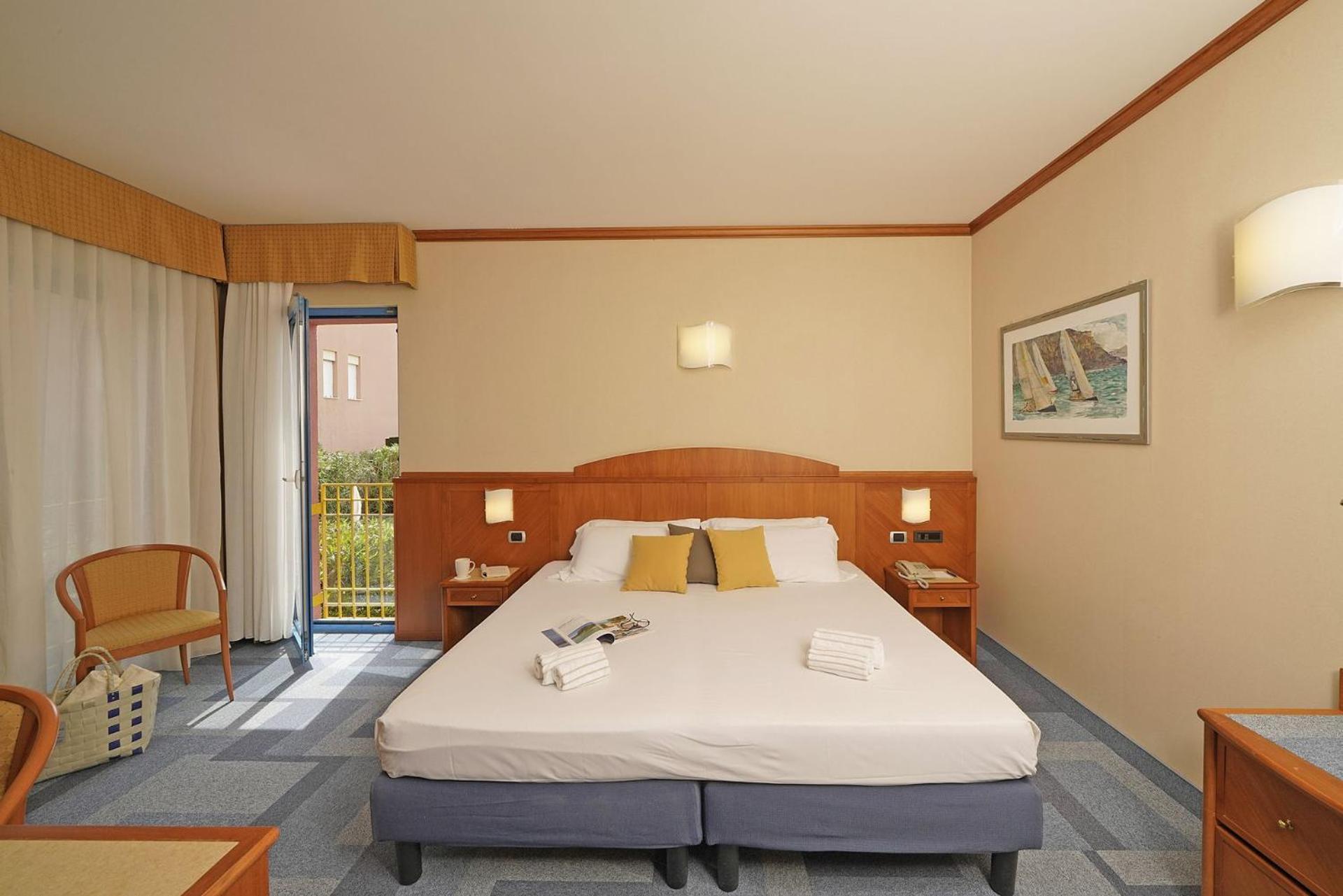 Comfort Twin/Double Room photo 2