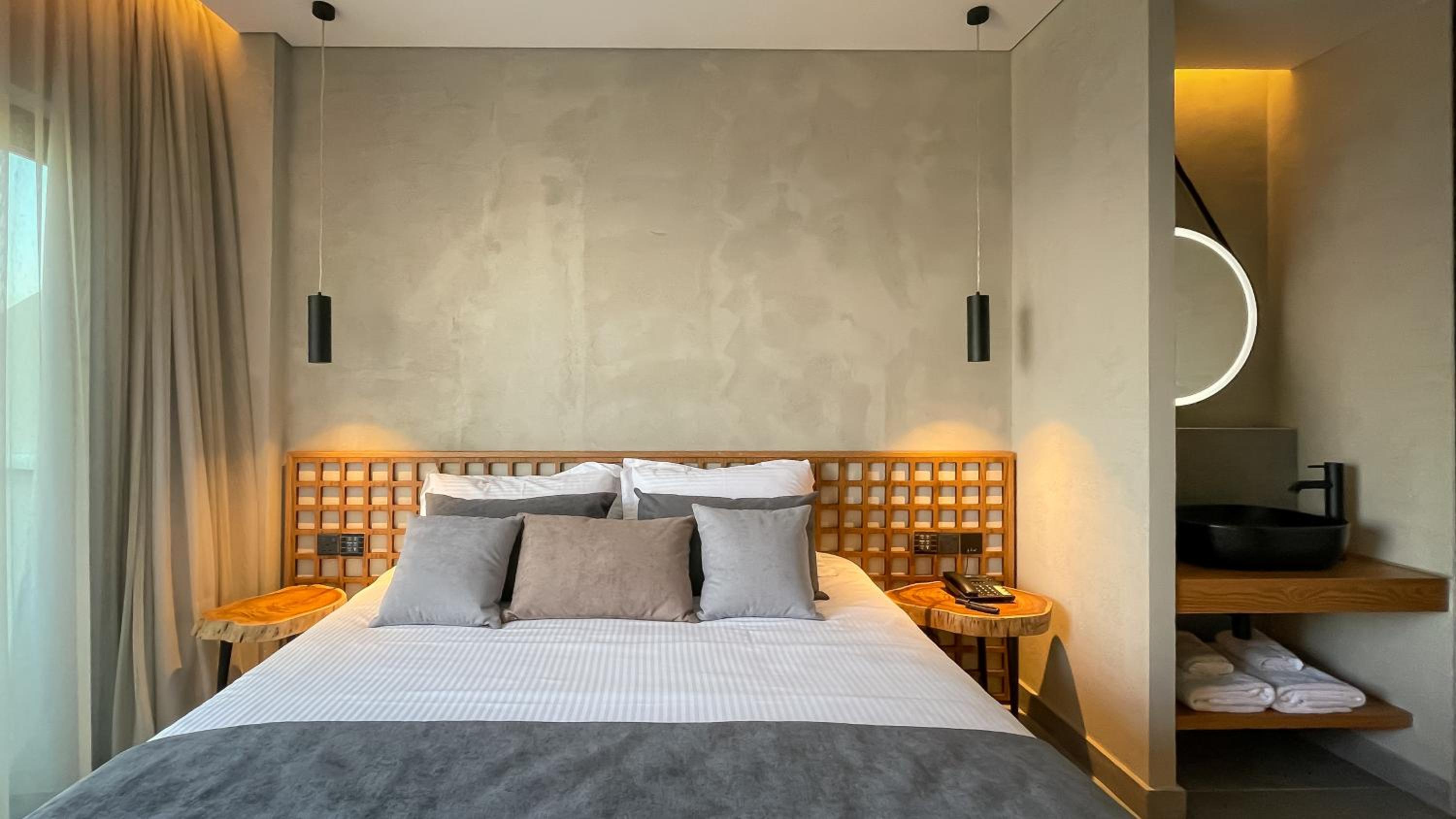 Wellness Panoramic Room with Side Sea View