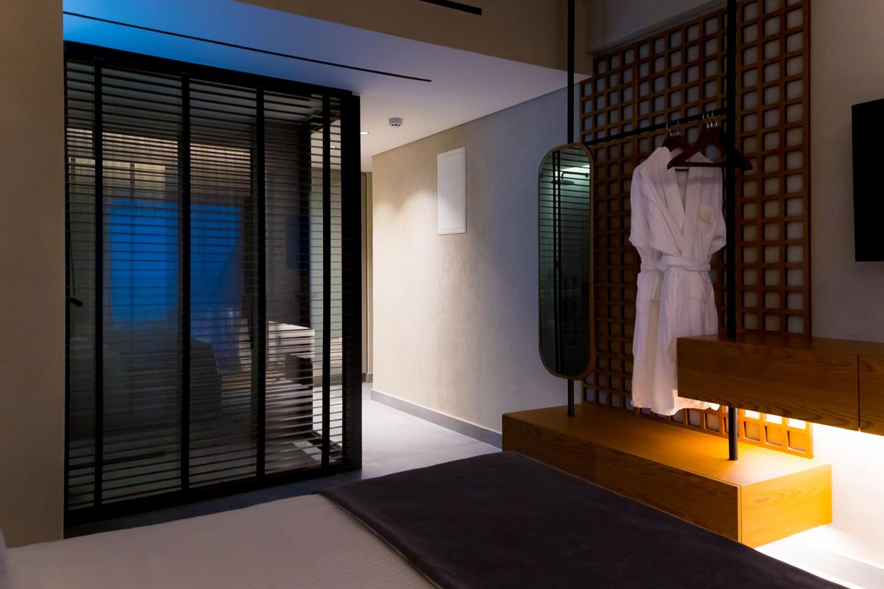 Wellness Panoramic Room with Side Sea View