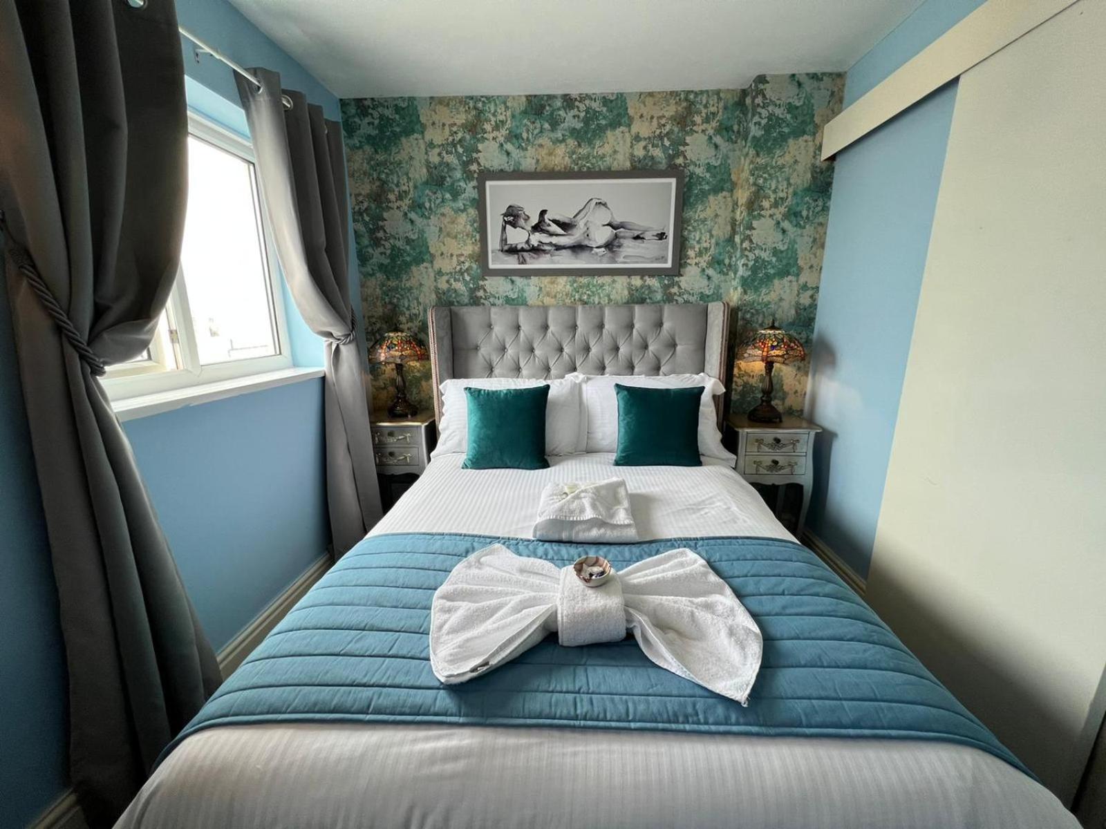 Double Room - Photo 1