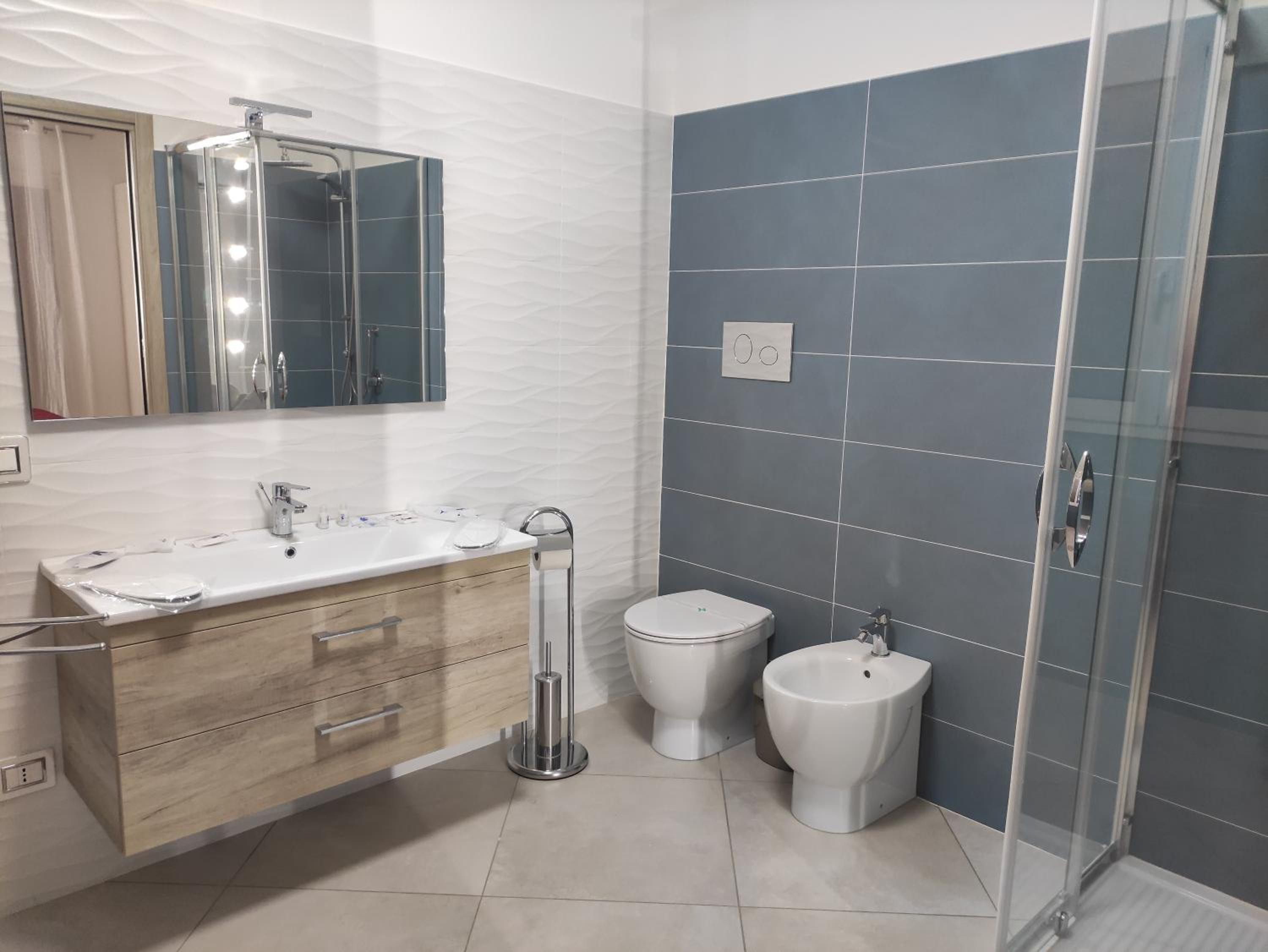 Superior Deluxe Double or Twin Room  photo 3