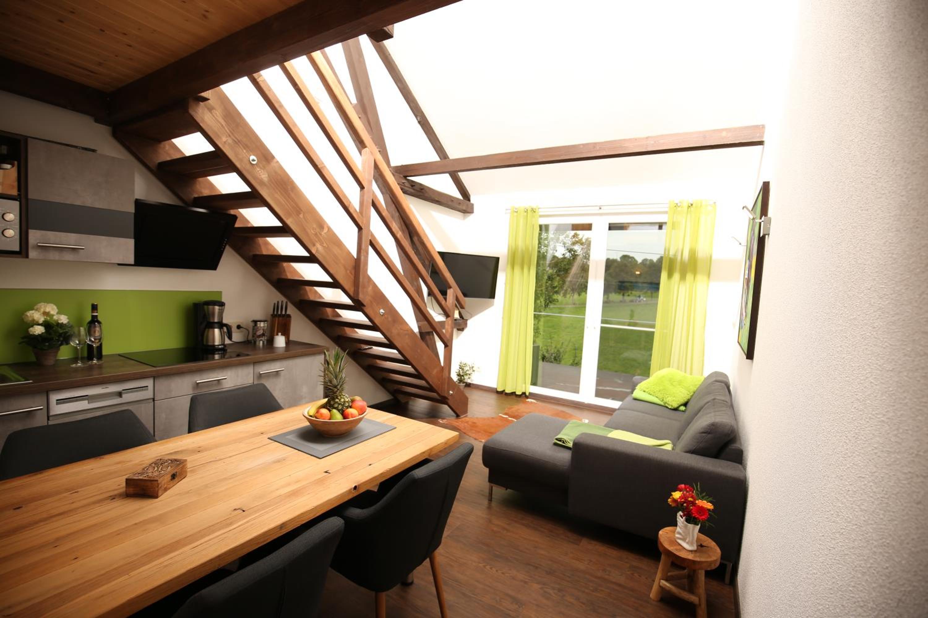 Apartment - Split Level photo 1