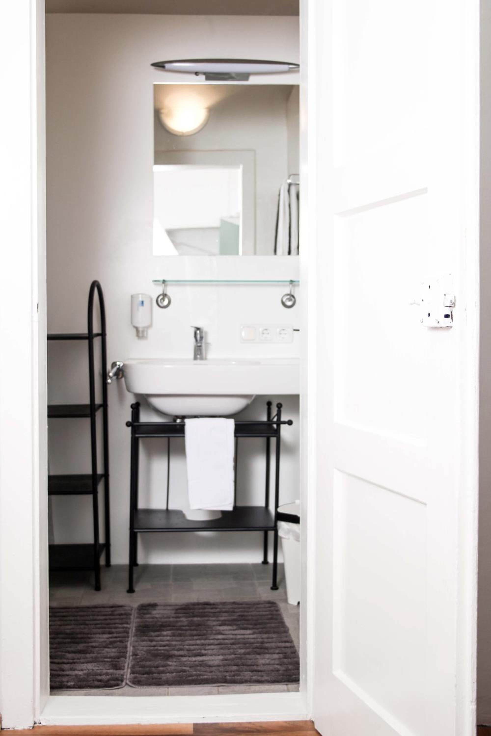 Two-Bedroom Suite - Photo 26