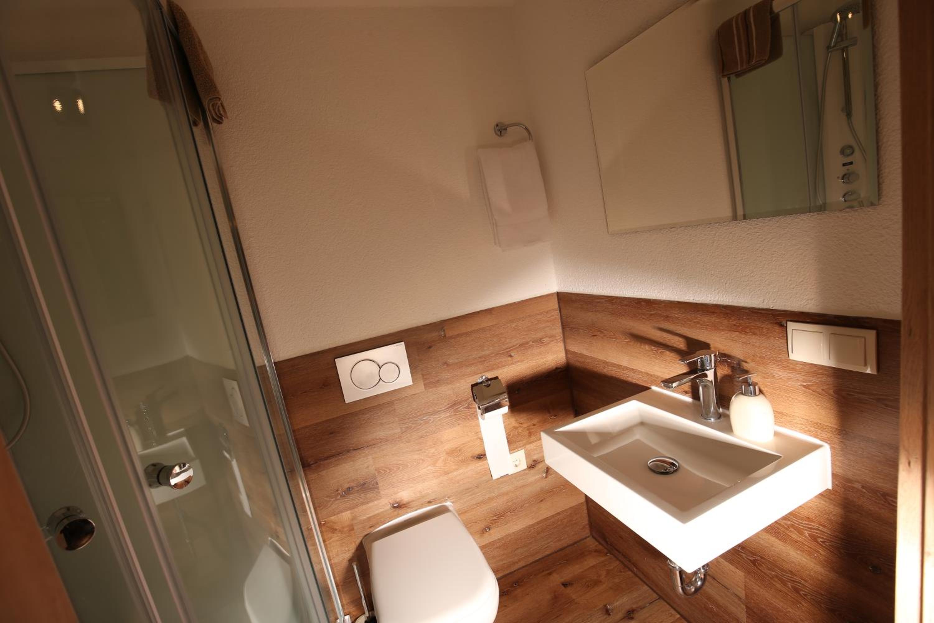 Apartment - Ground Floor photo 2