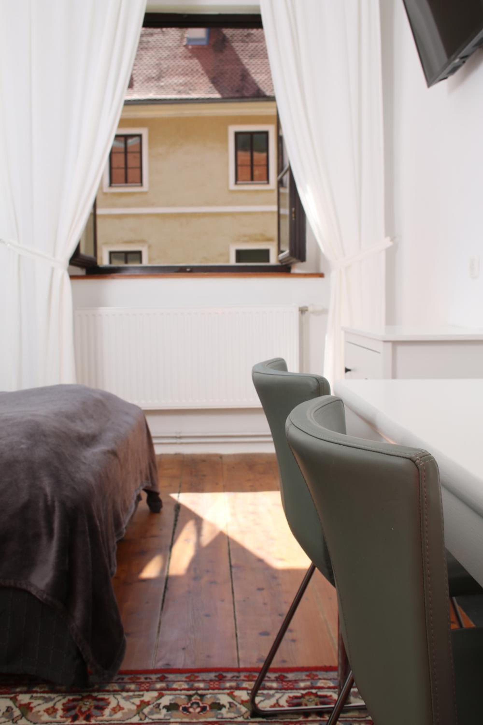 Two-Bedroom Suite - Photo 12