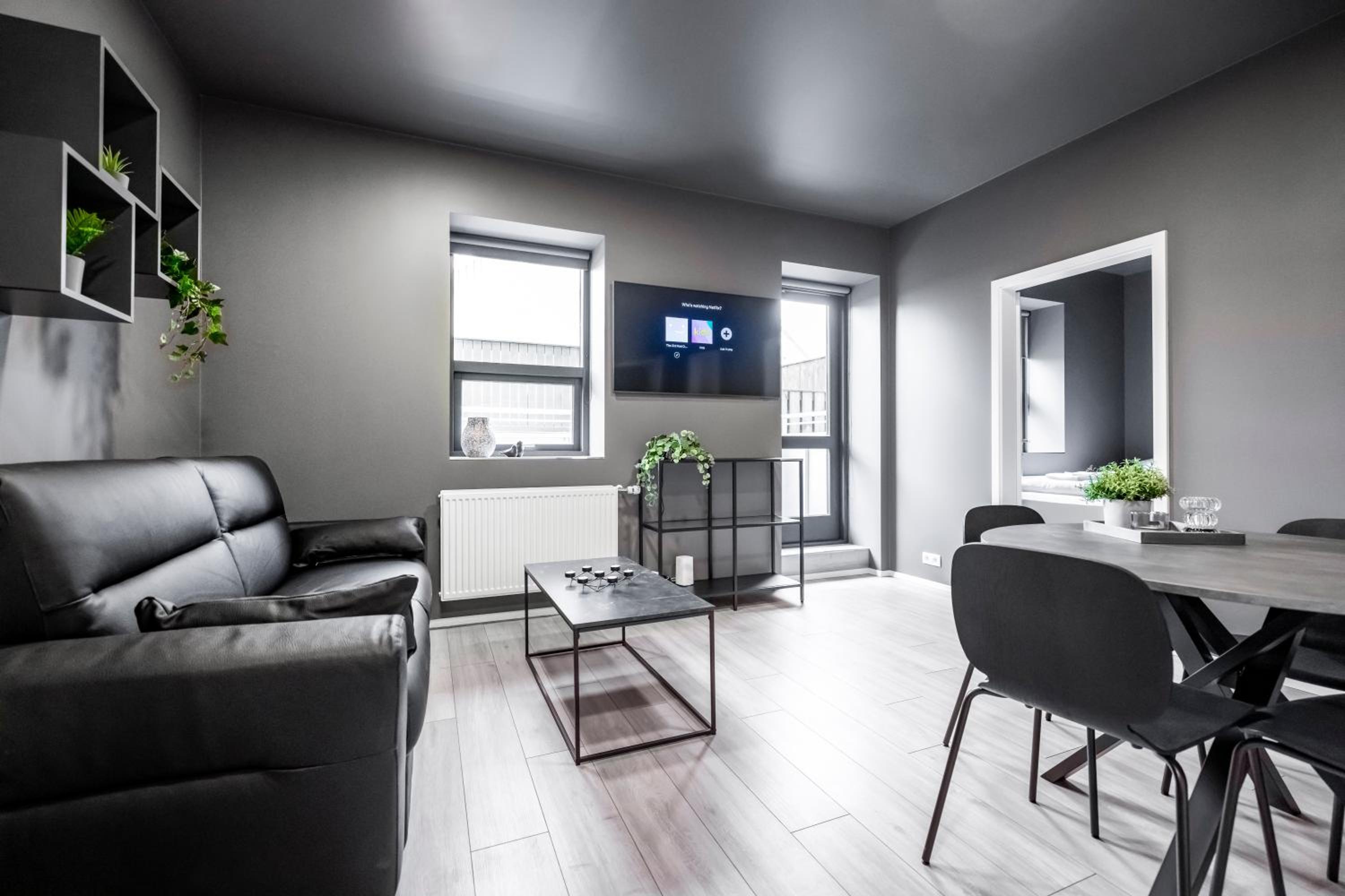Apartment with Balcony - Photo 1
