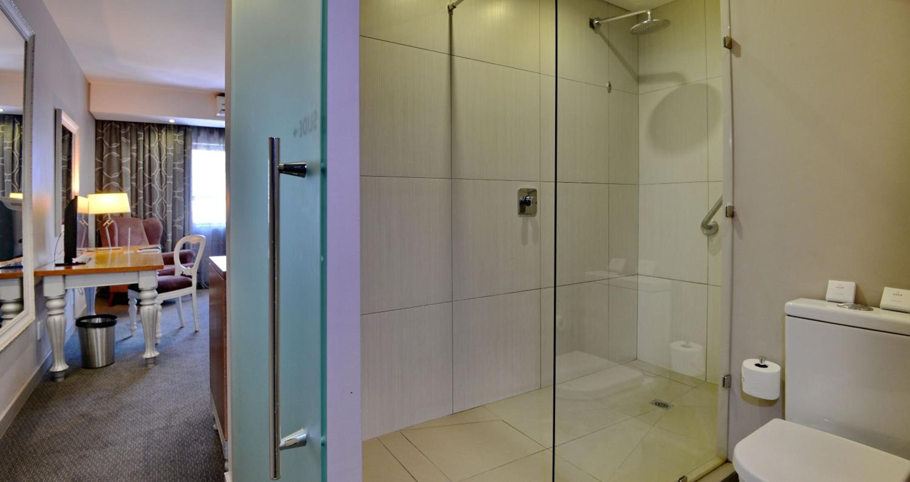 Deluxe Room - Photo 2