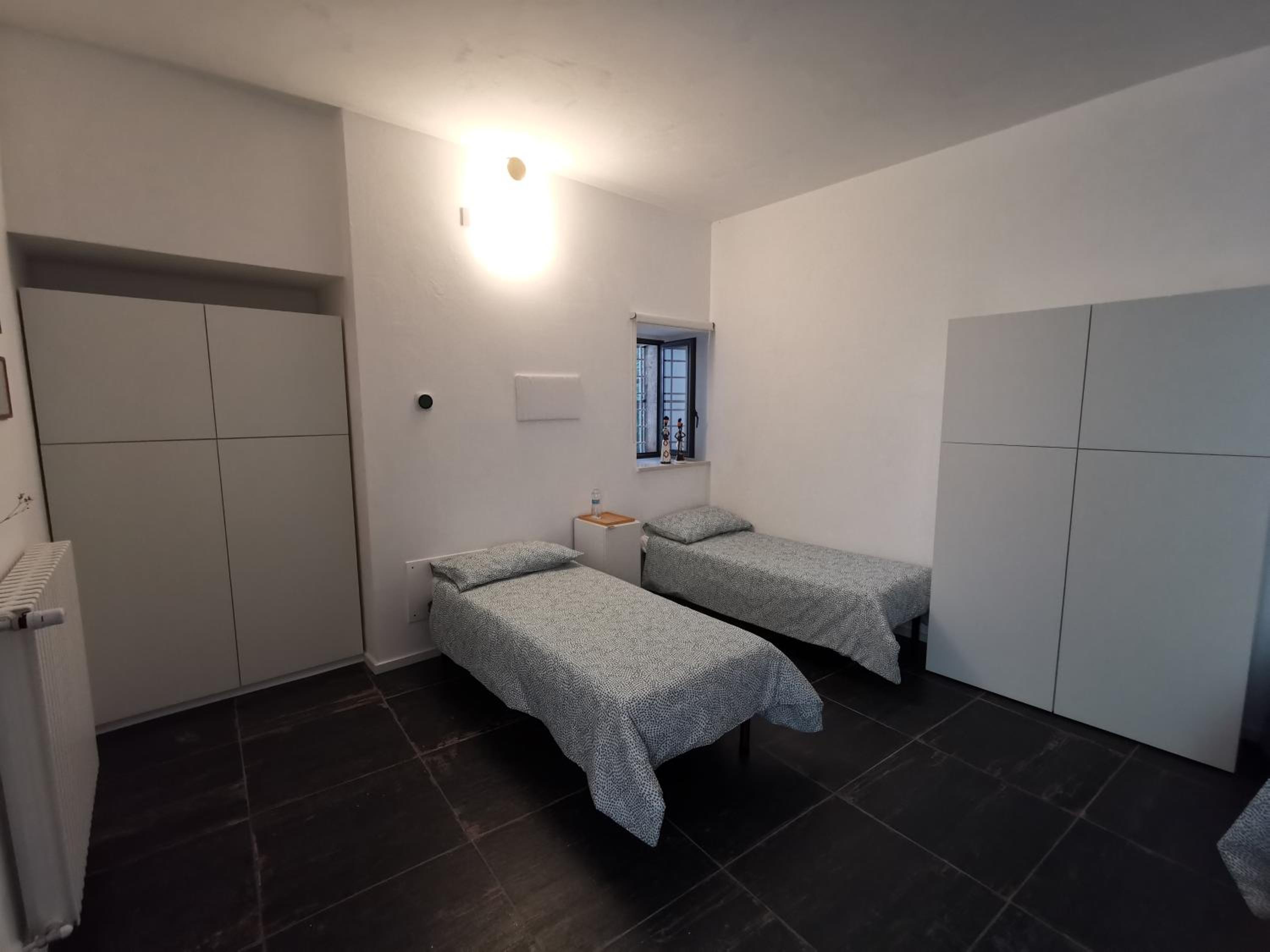 Mixed Dormitory Room photo 2