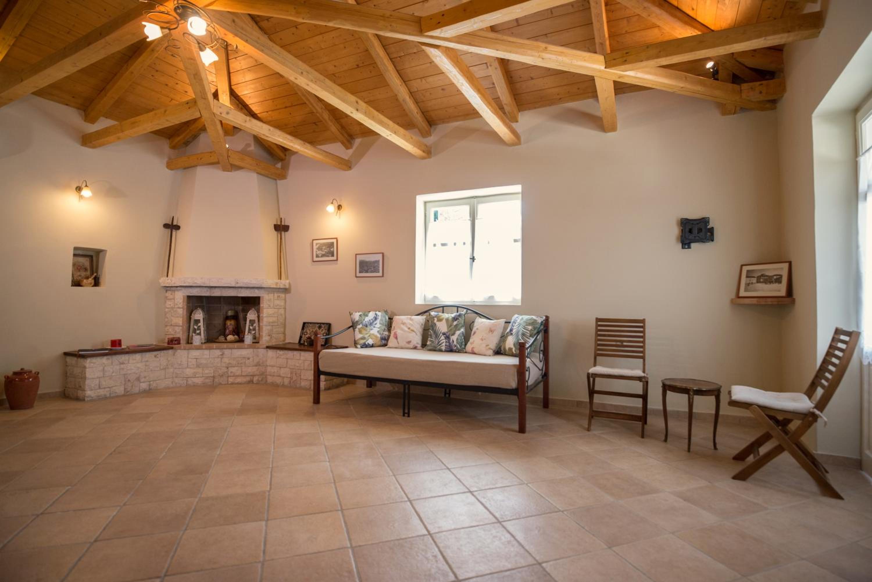 Three-Bedroom Villa photo 1